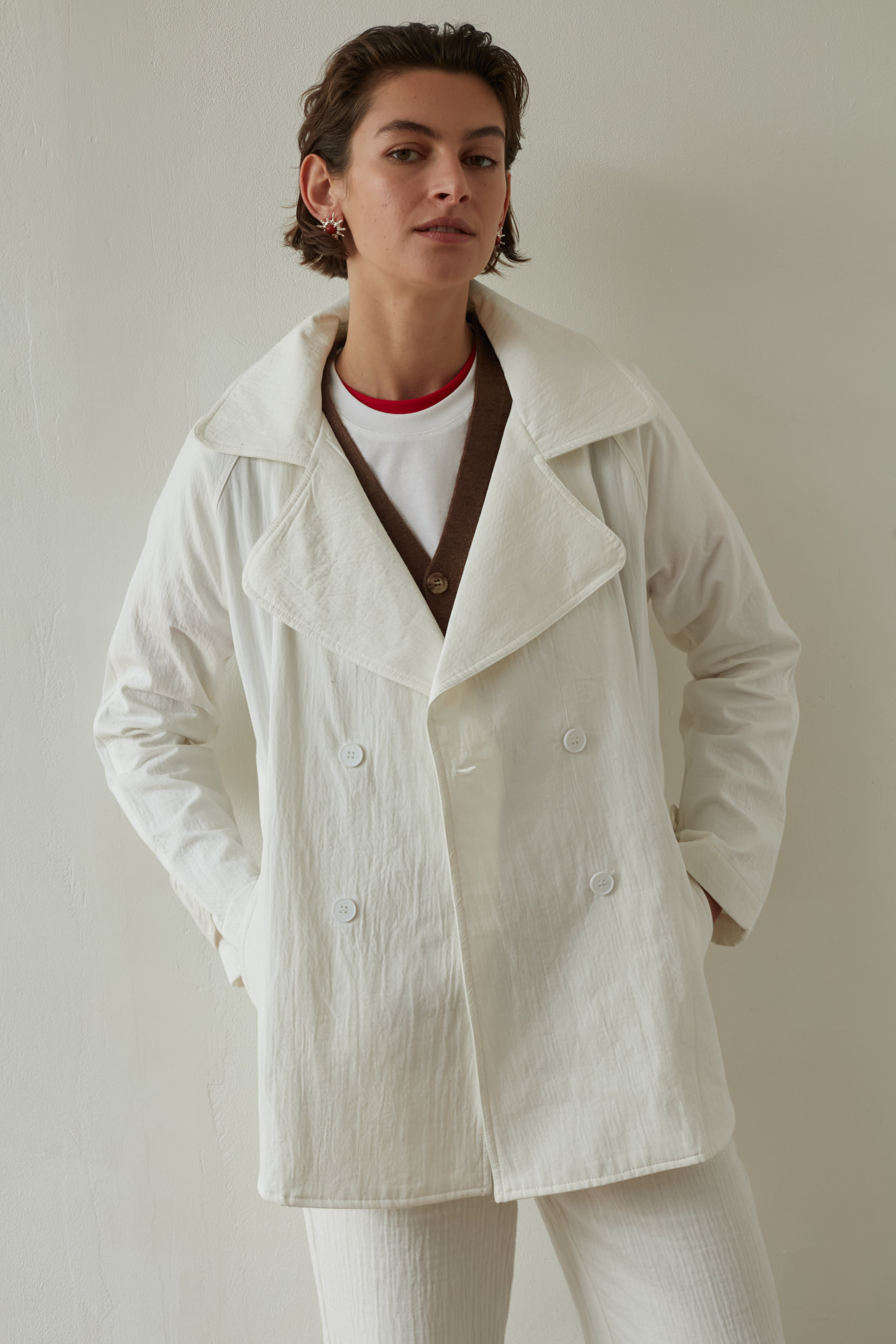Short wind trench white