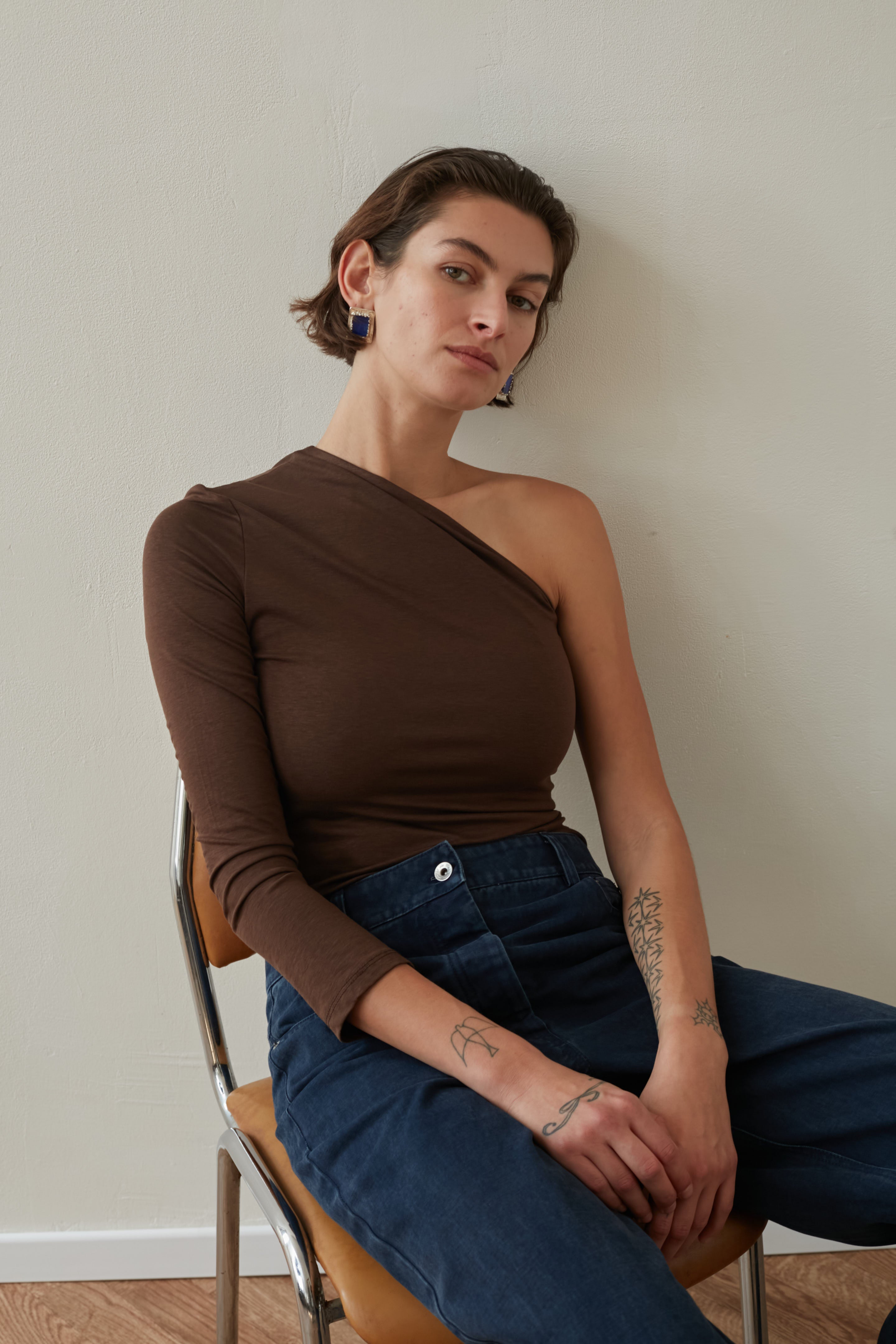 long one sleeve top chocolate