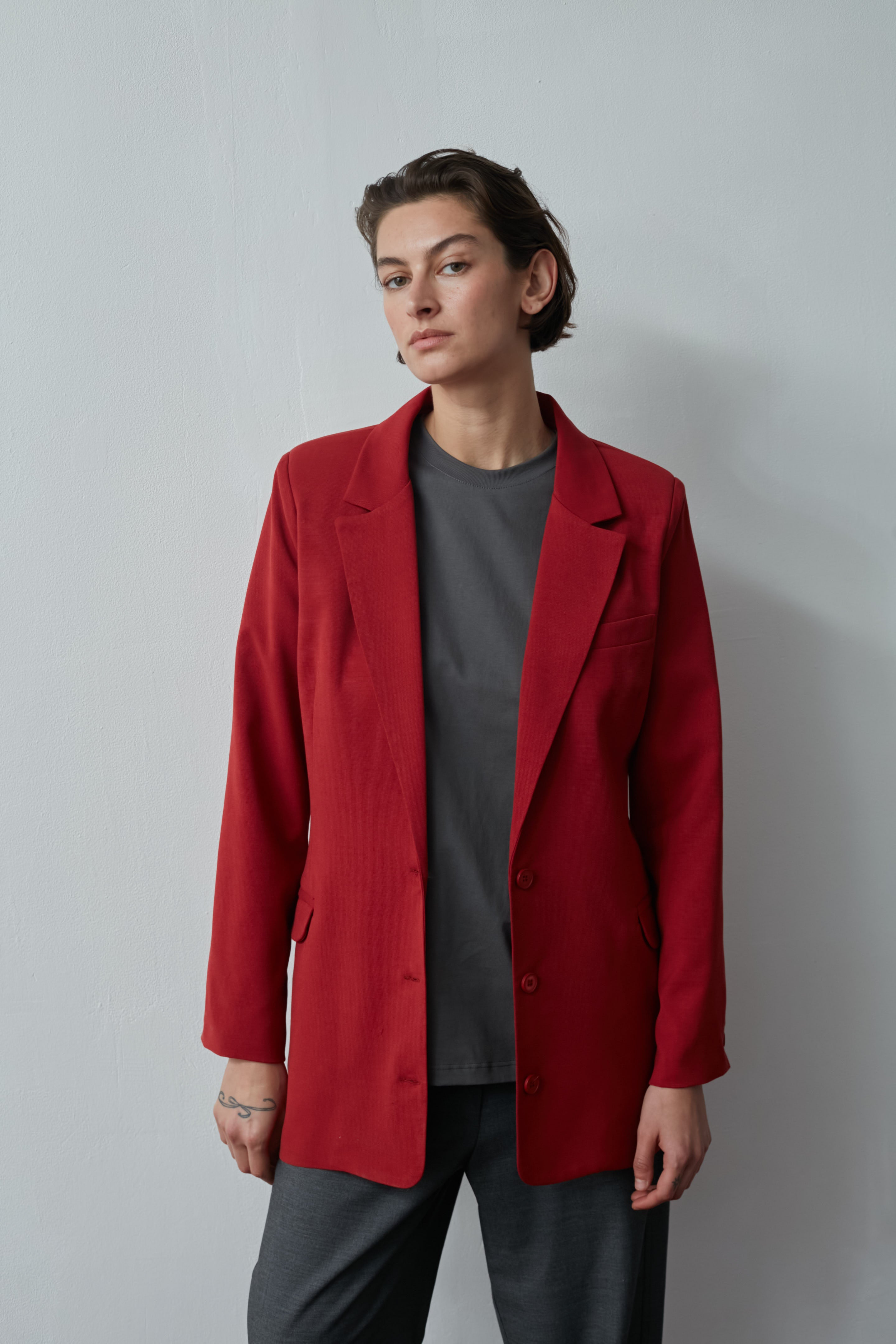 Bruno Fitted jacket cherry