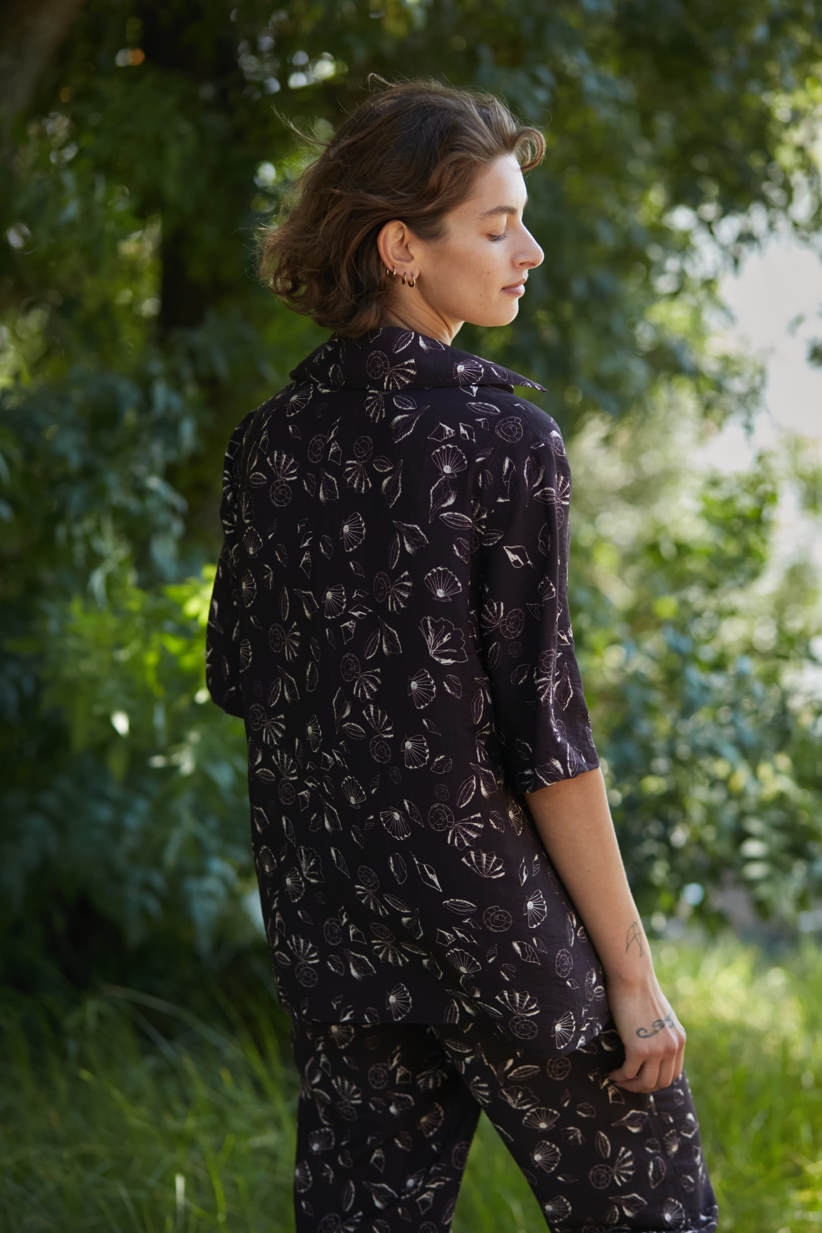 buttoned shells top brown