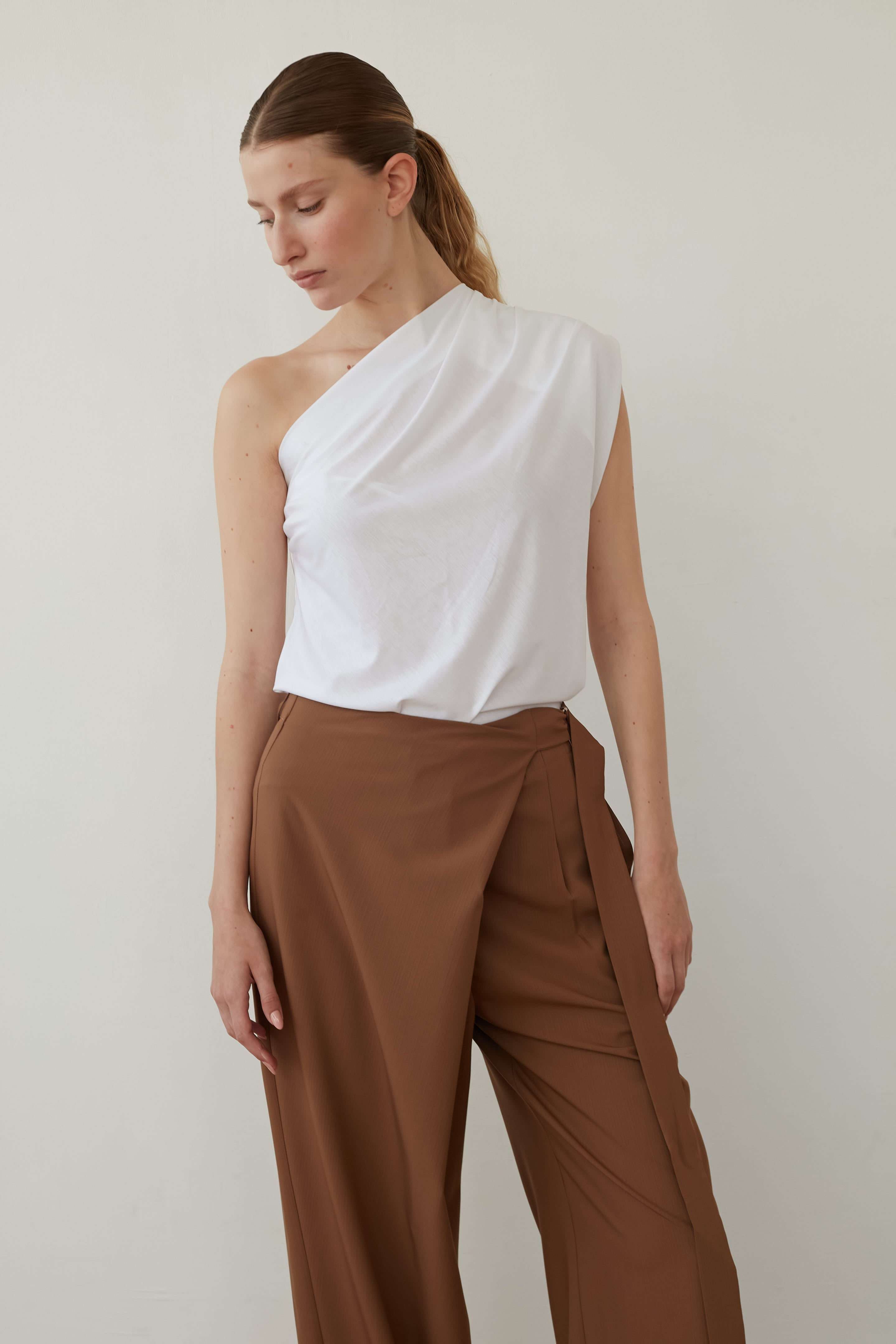 T ONE shoulder white