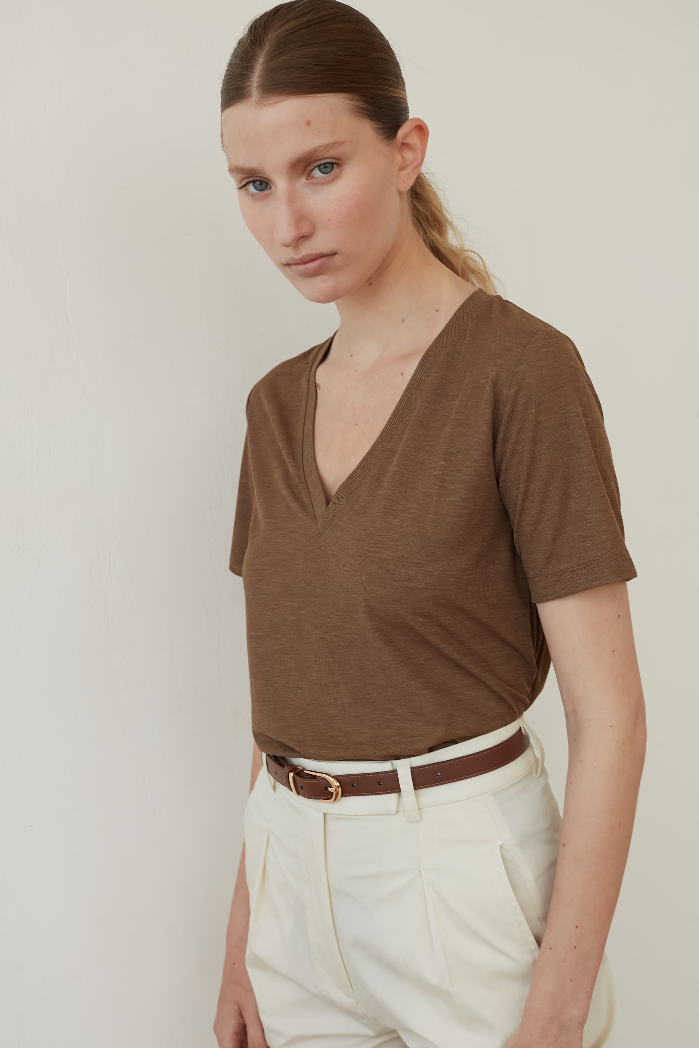 Sunny v top brown