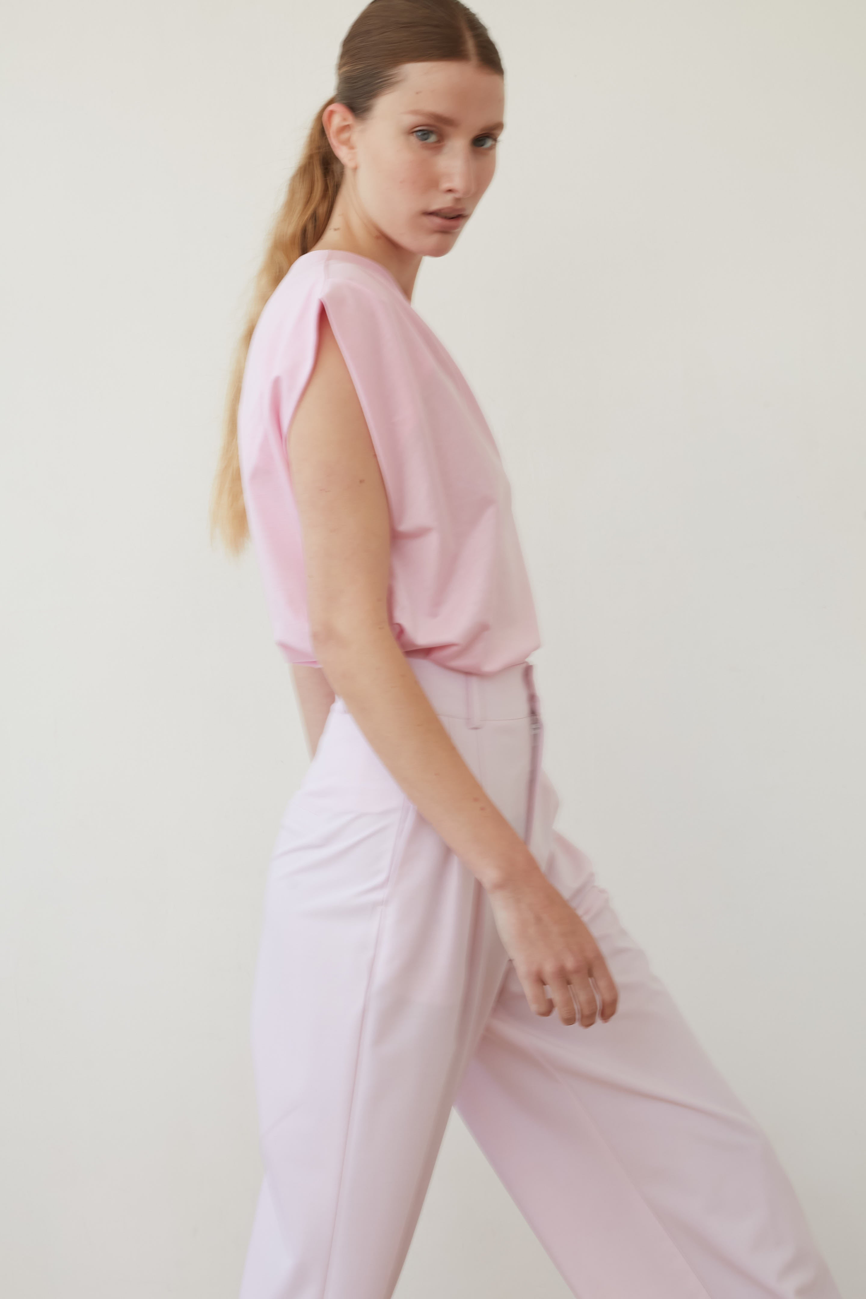 T ONE shoulder baby PINK