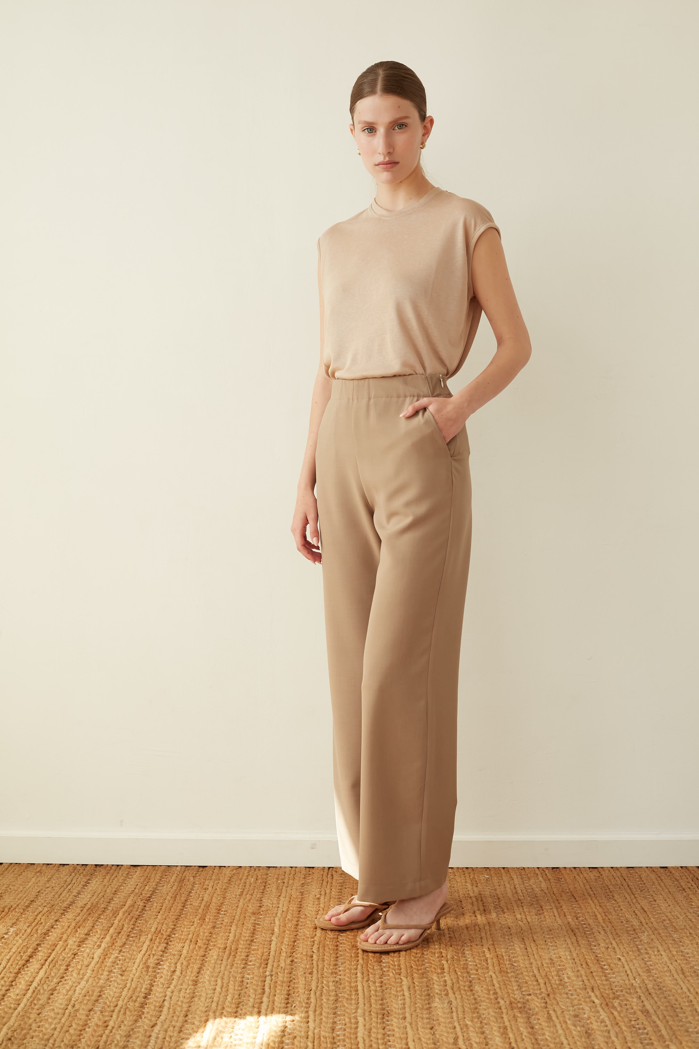 Peeps top beige