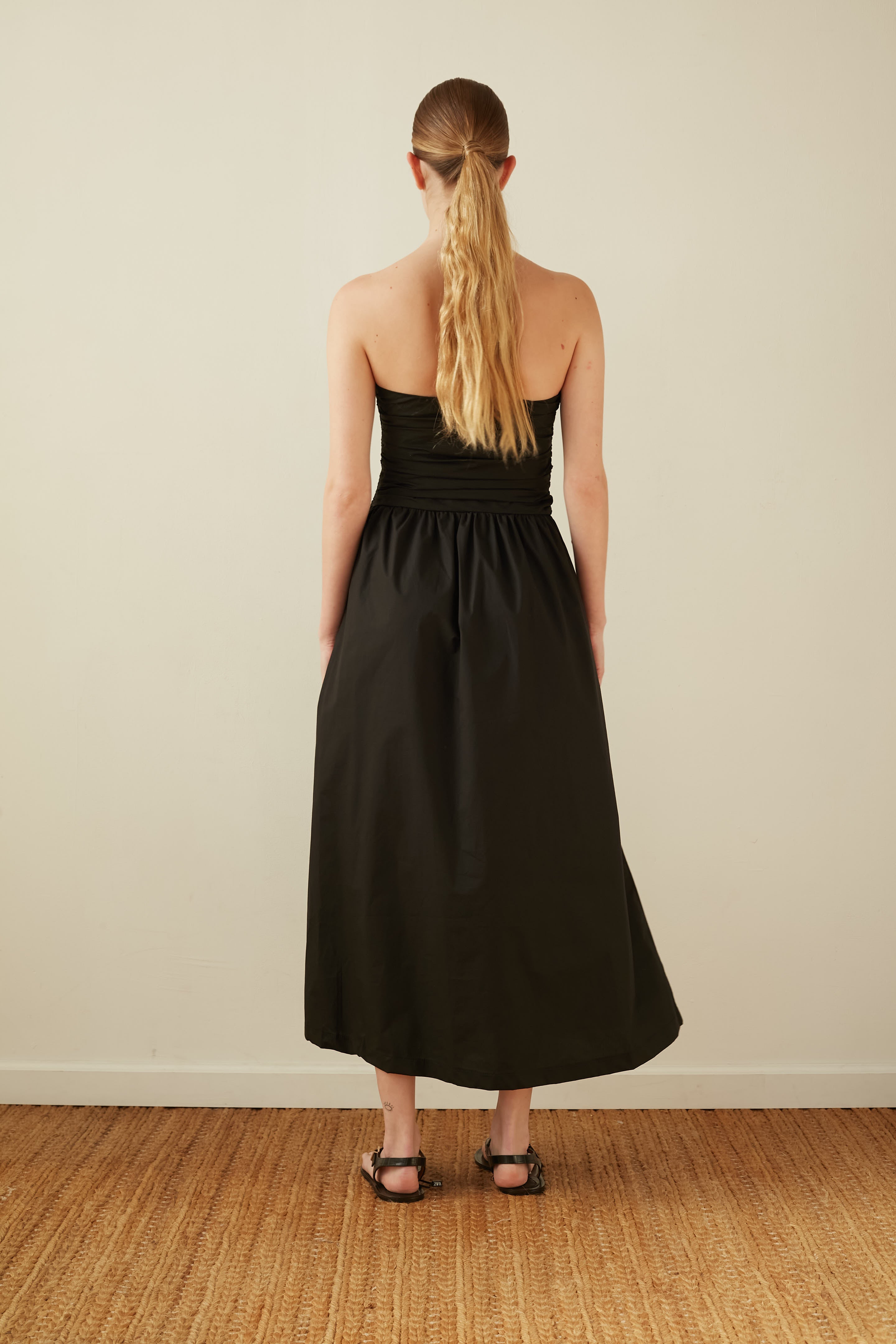 Strapless dress black