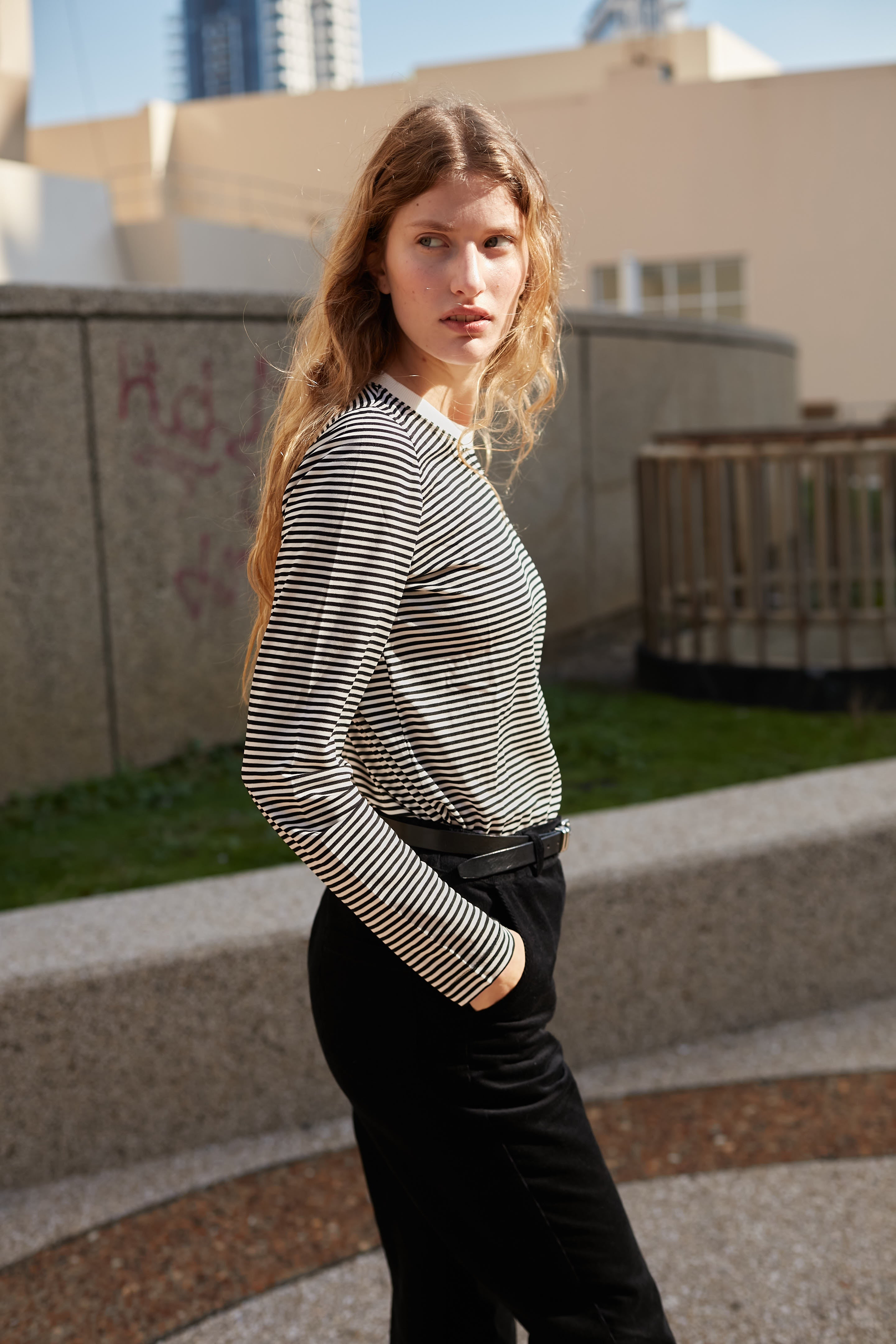 Black daylight stripes top