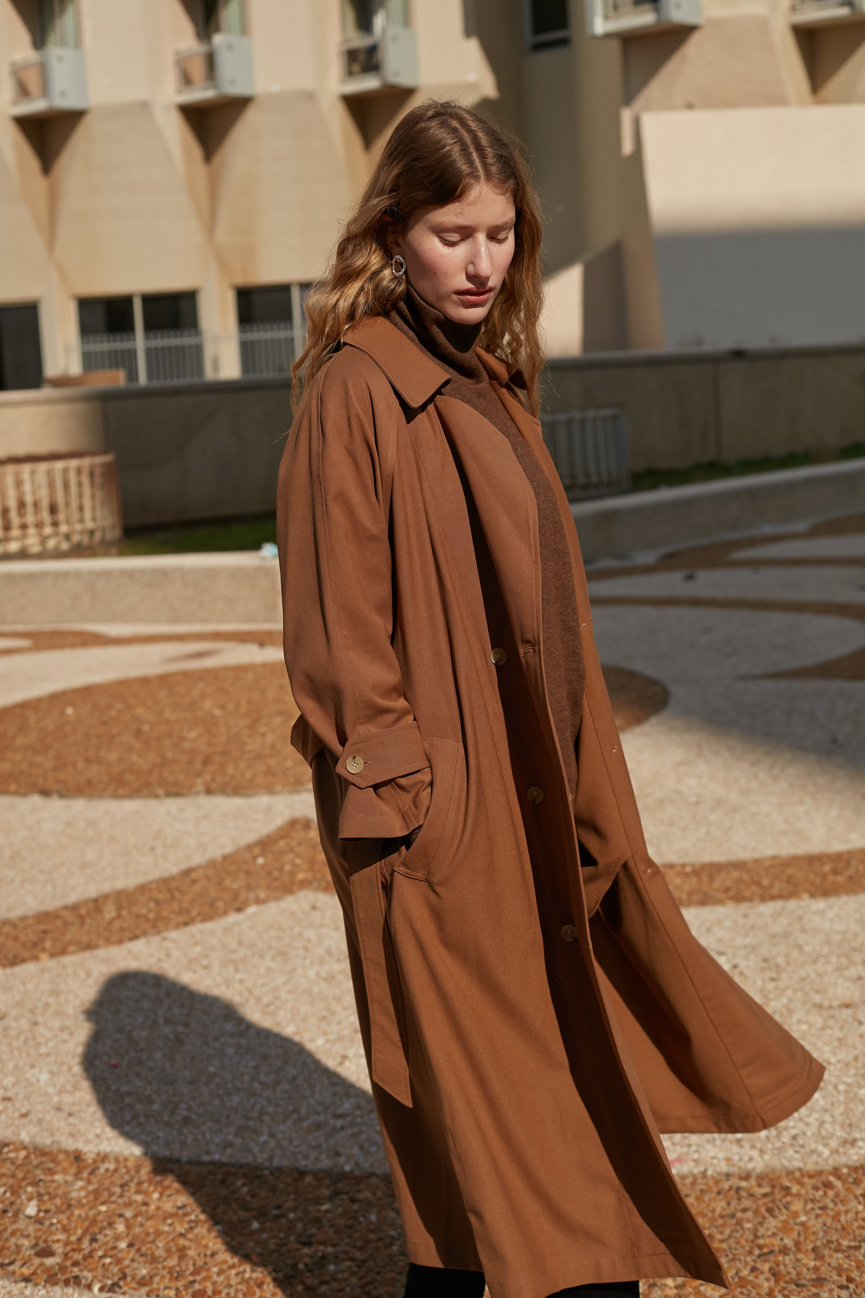 wind w trench coat Camel