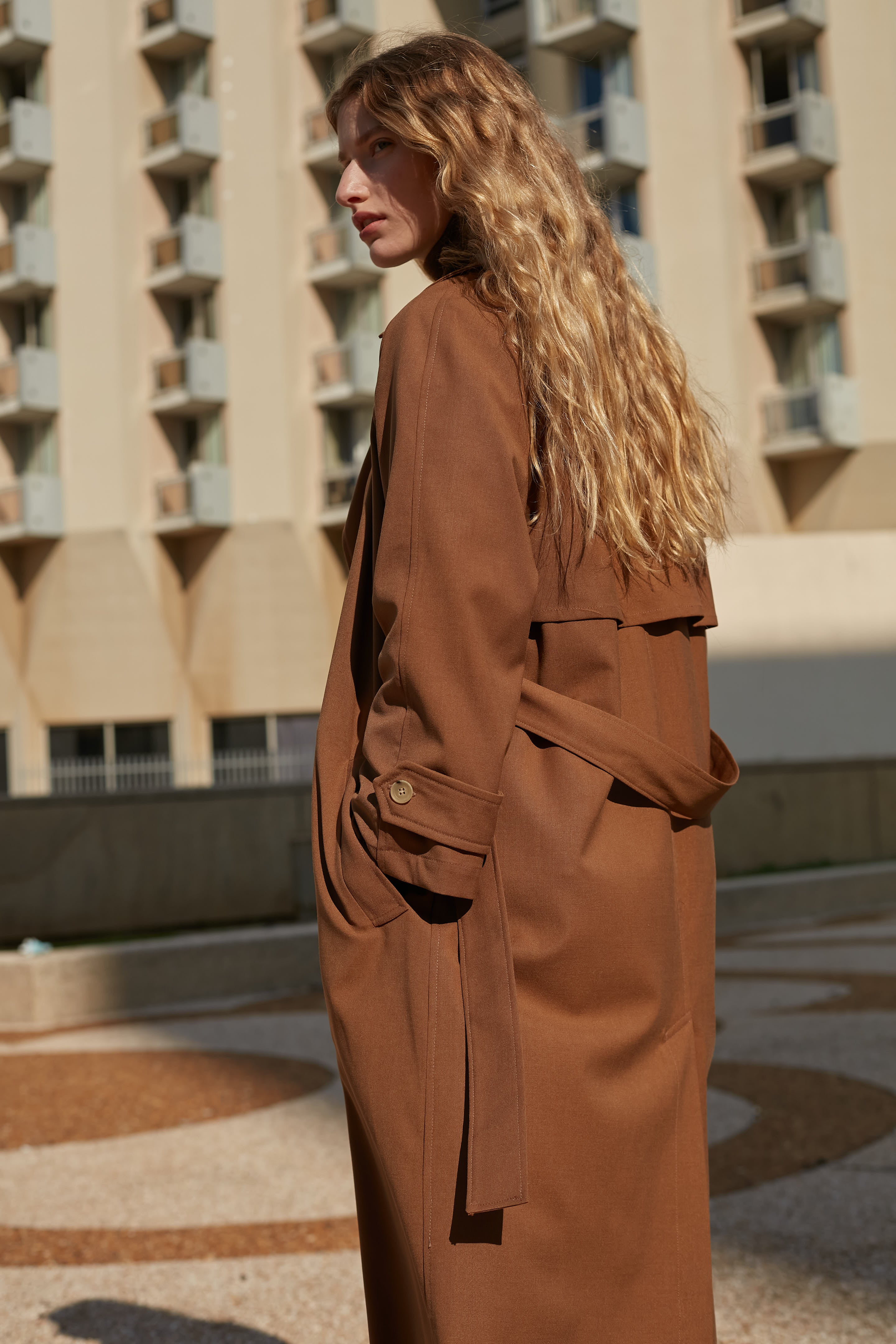 wind w trench coat Camel