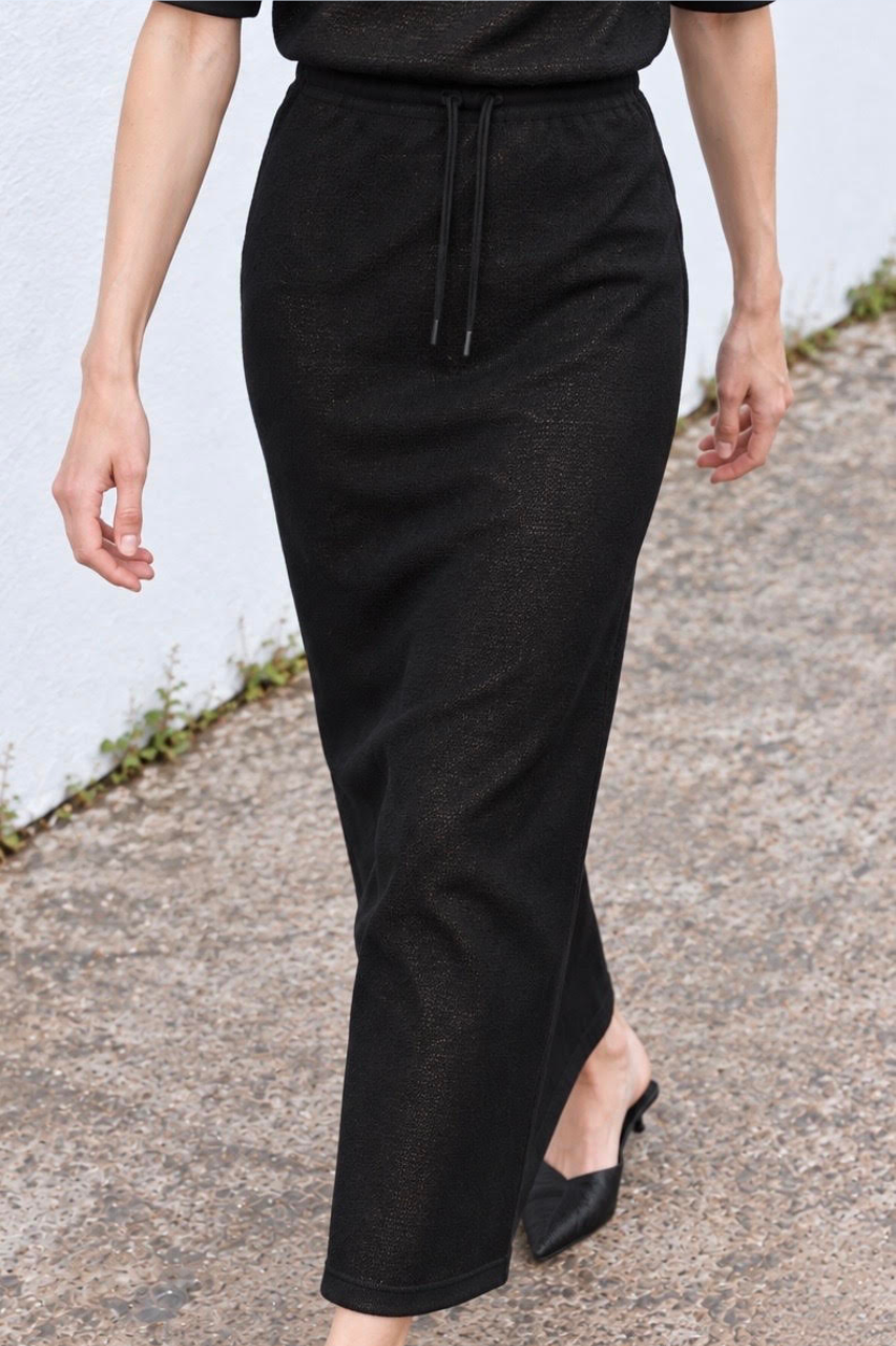 Knitted Straight skirt black
