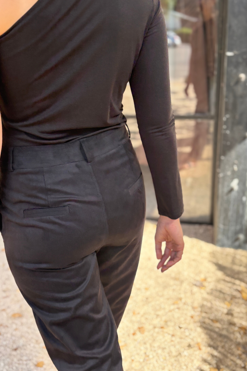 Suede pants black