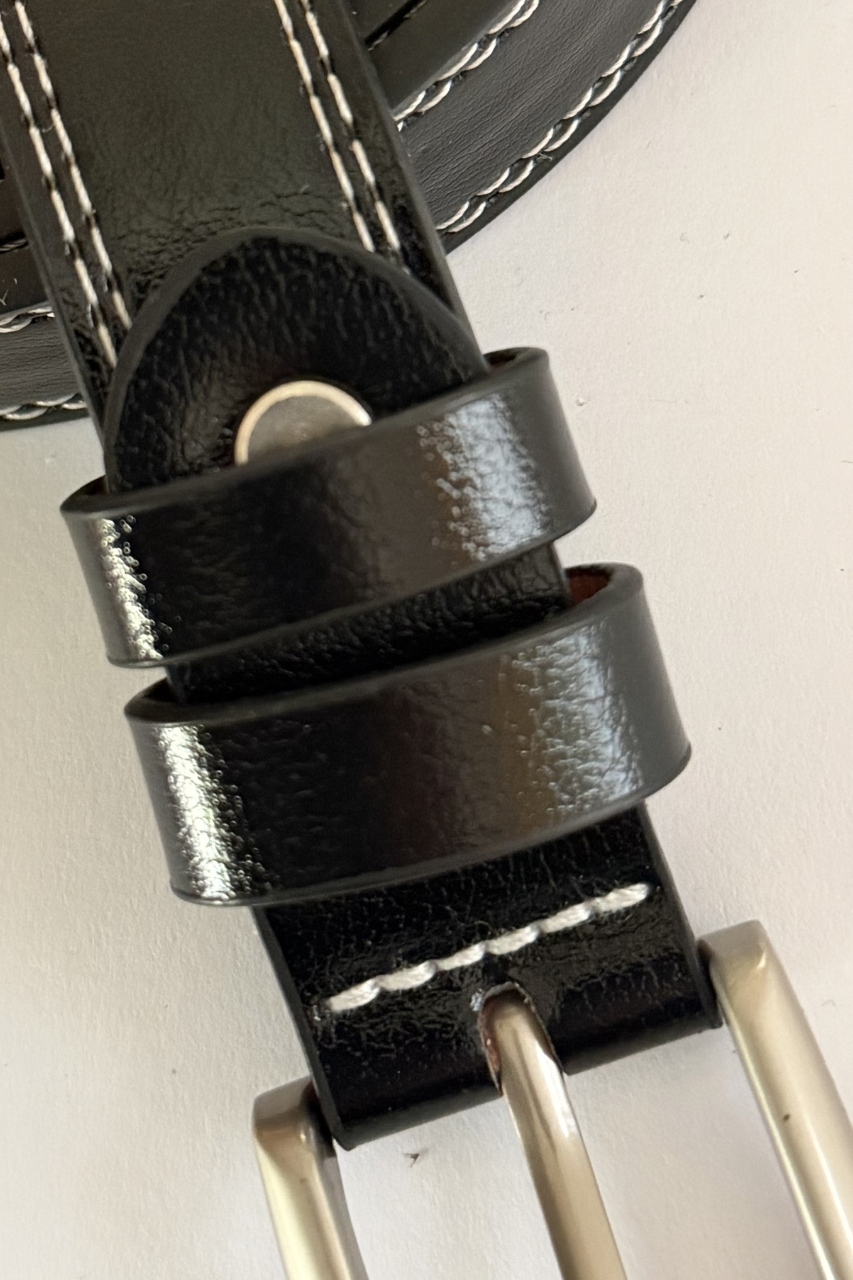 Stitches leather belt black