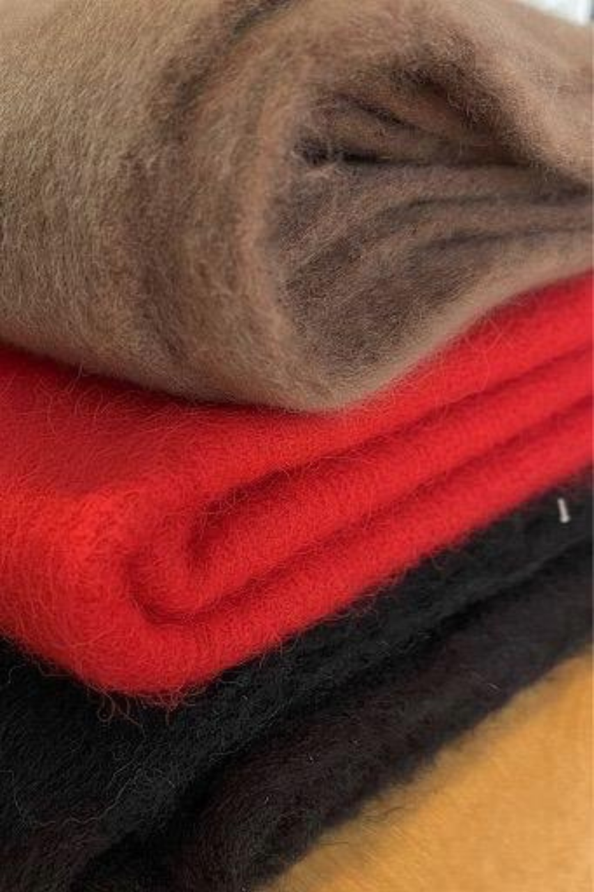 Cozy cashmere scarf red