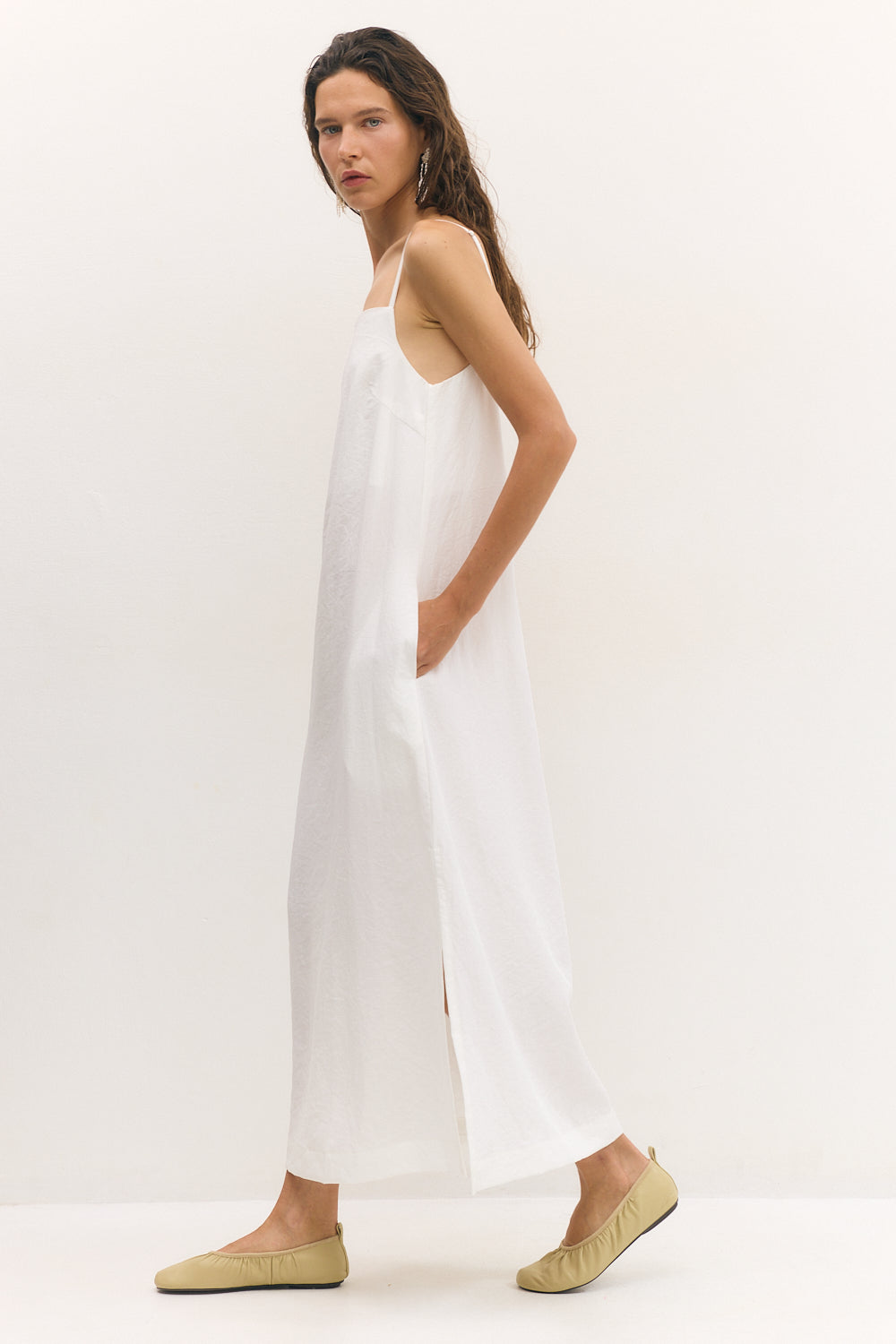 Everyday dress white