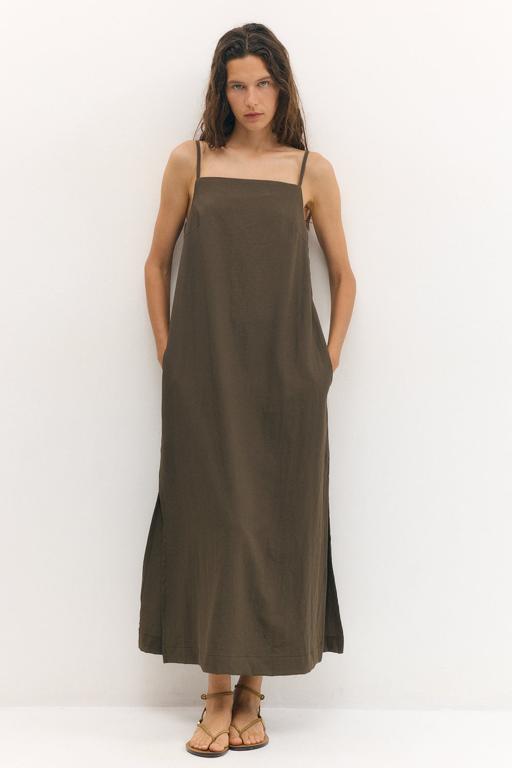 Everyday dress chocolate