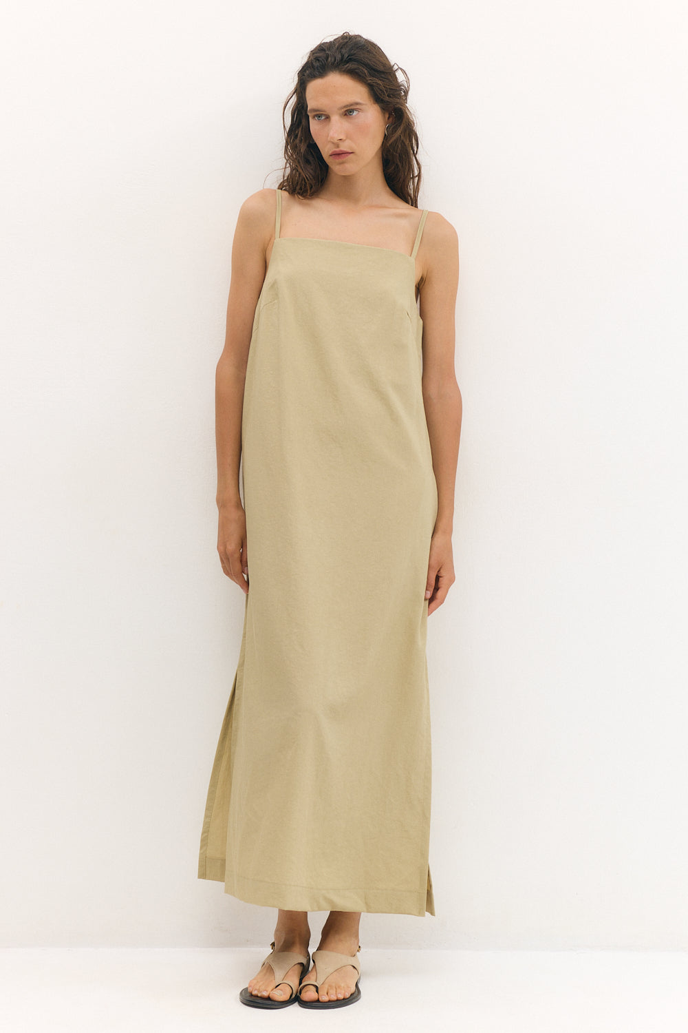 Everyday dress Camel