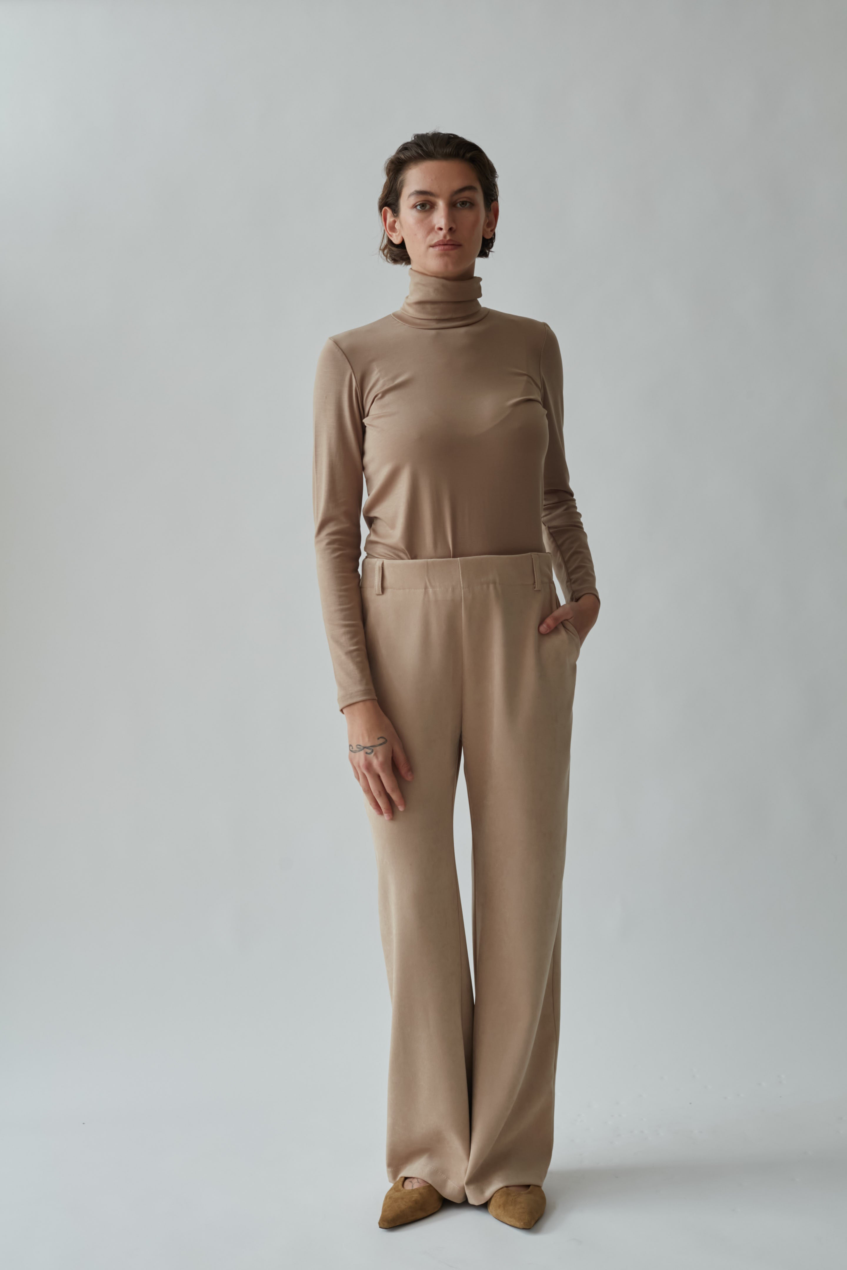Haze turtleneck beige