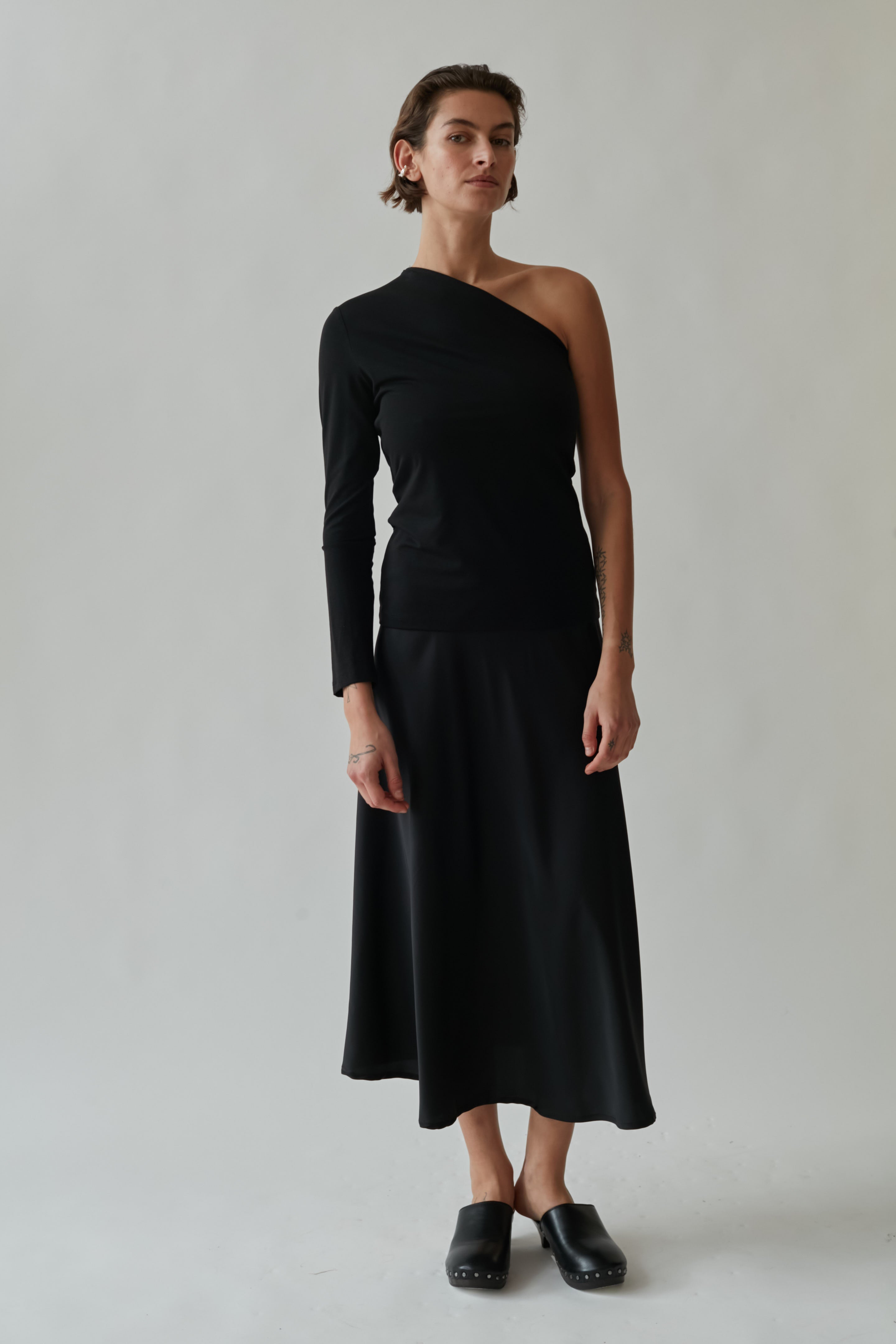 leo wide skirt black