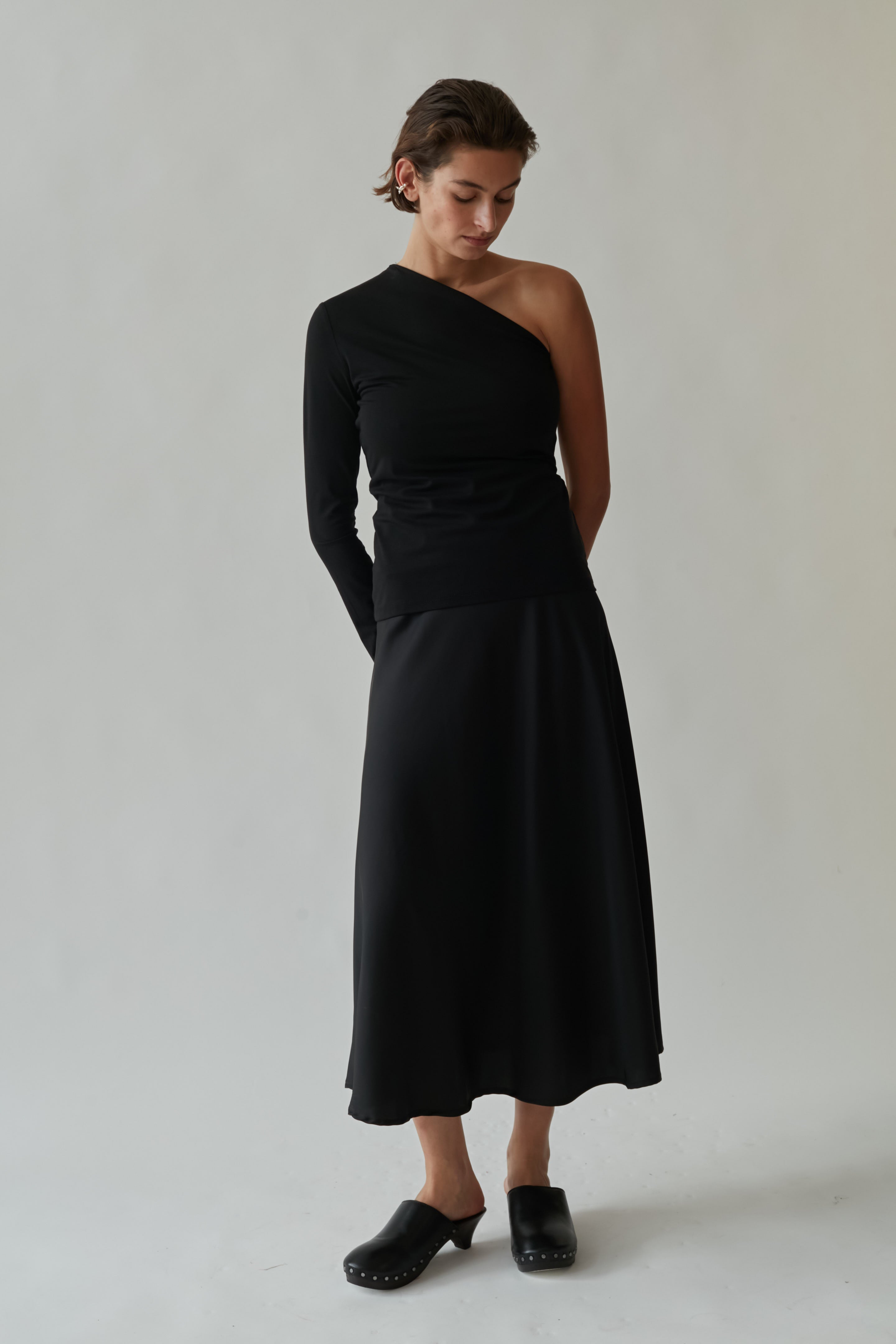 leo wide skirt black