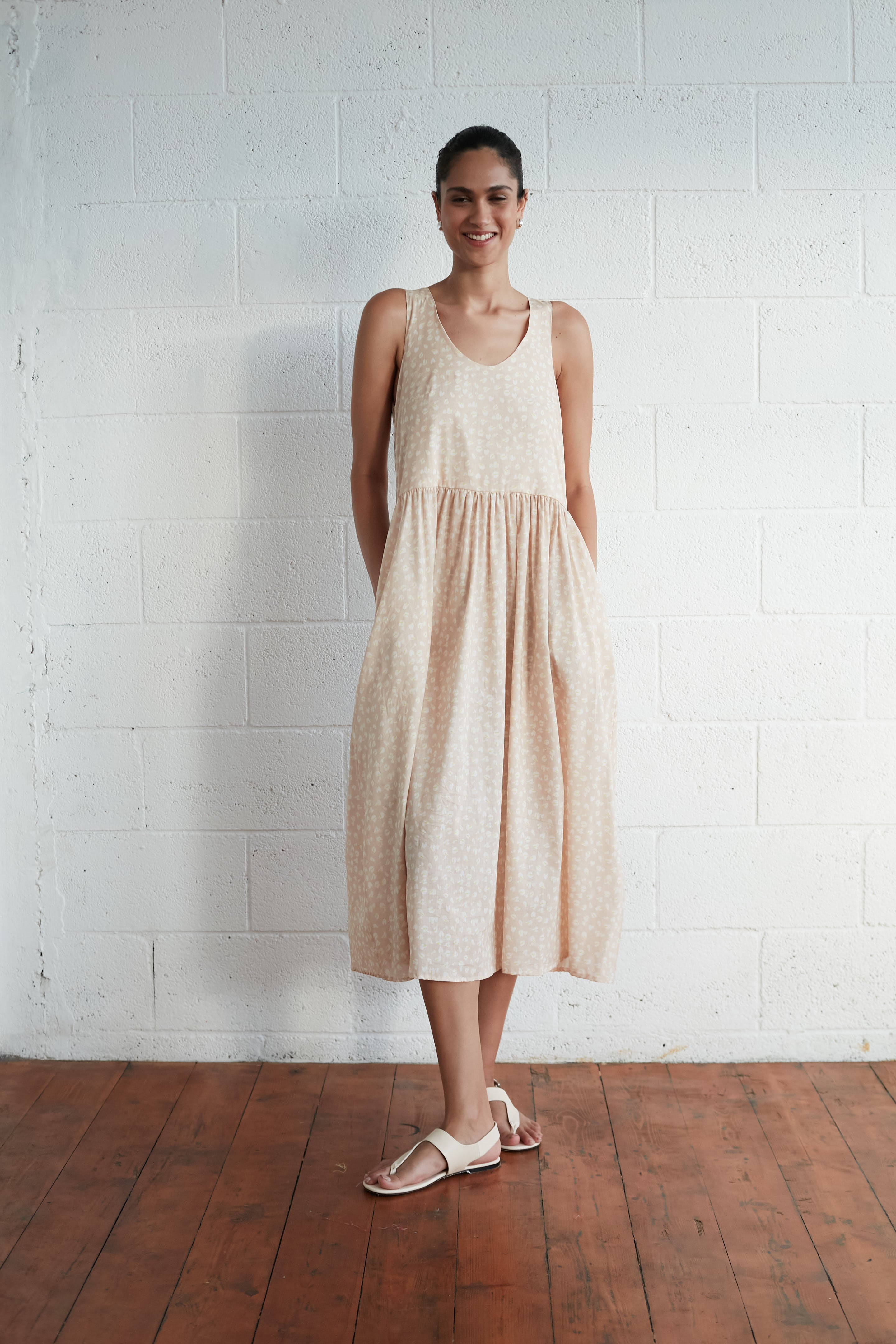 Sunshine dress printed Beige
