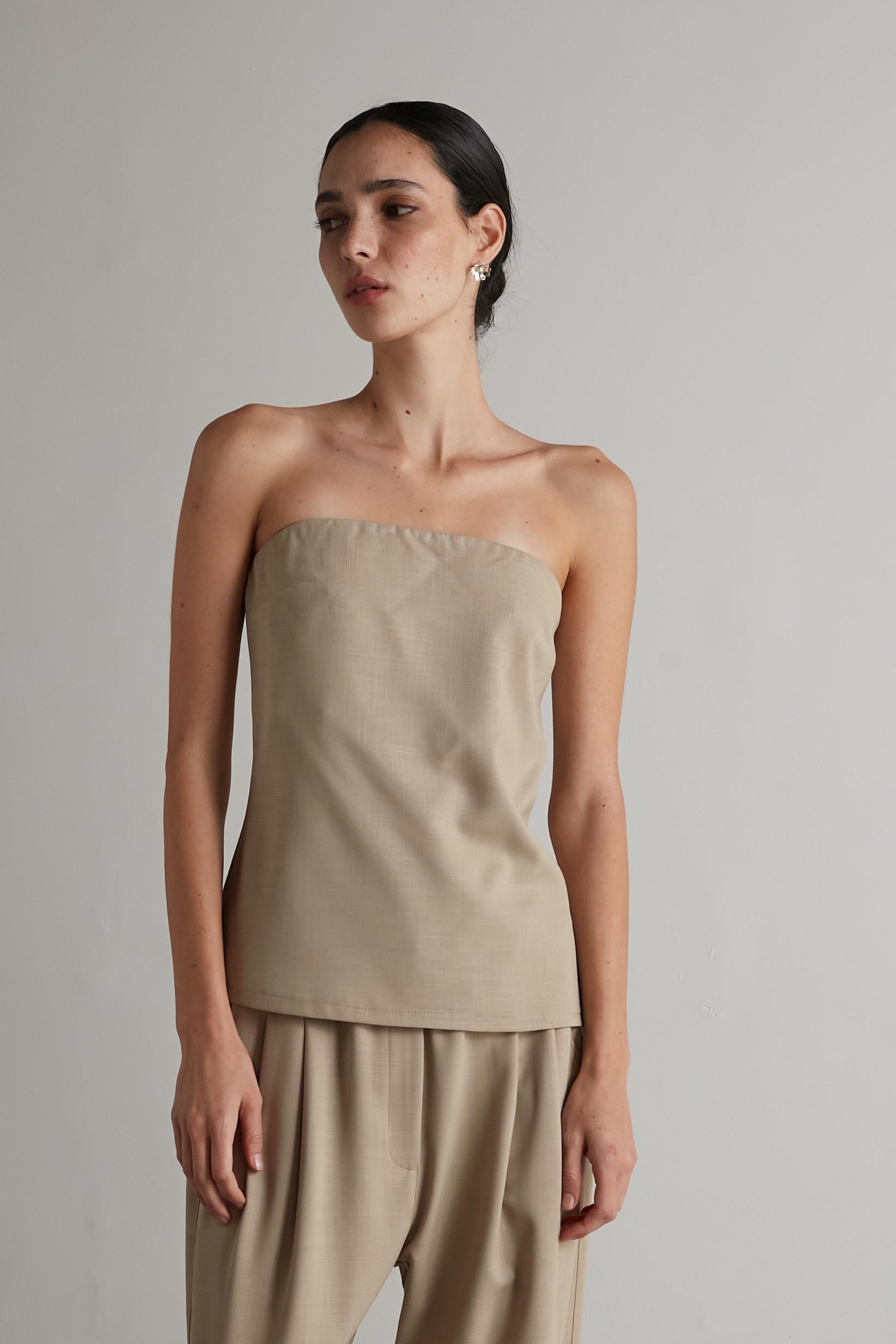 Lyra s top Beige