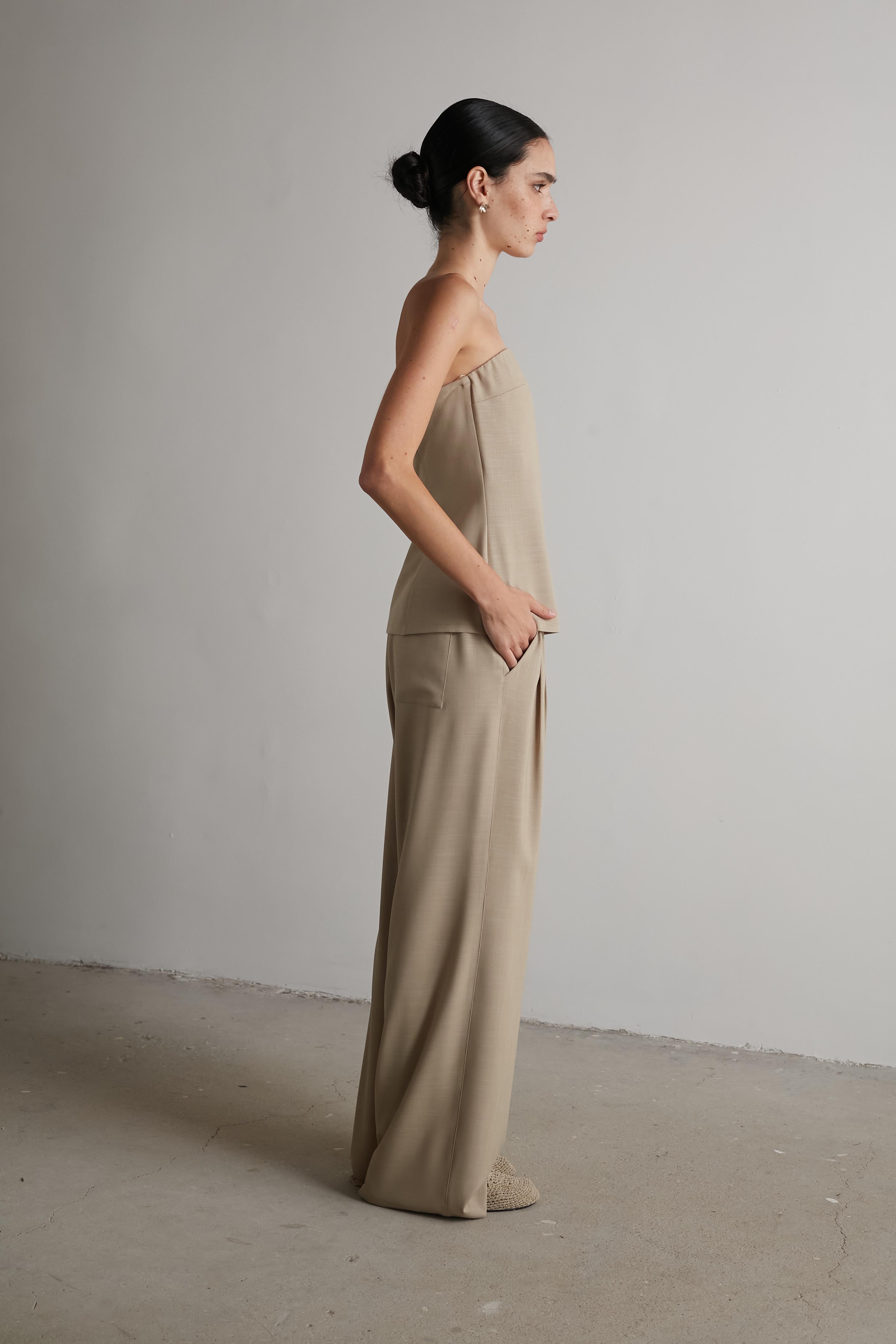 Lyra s top Beige