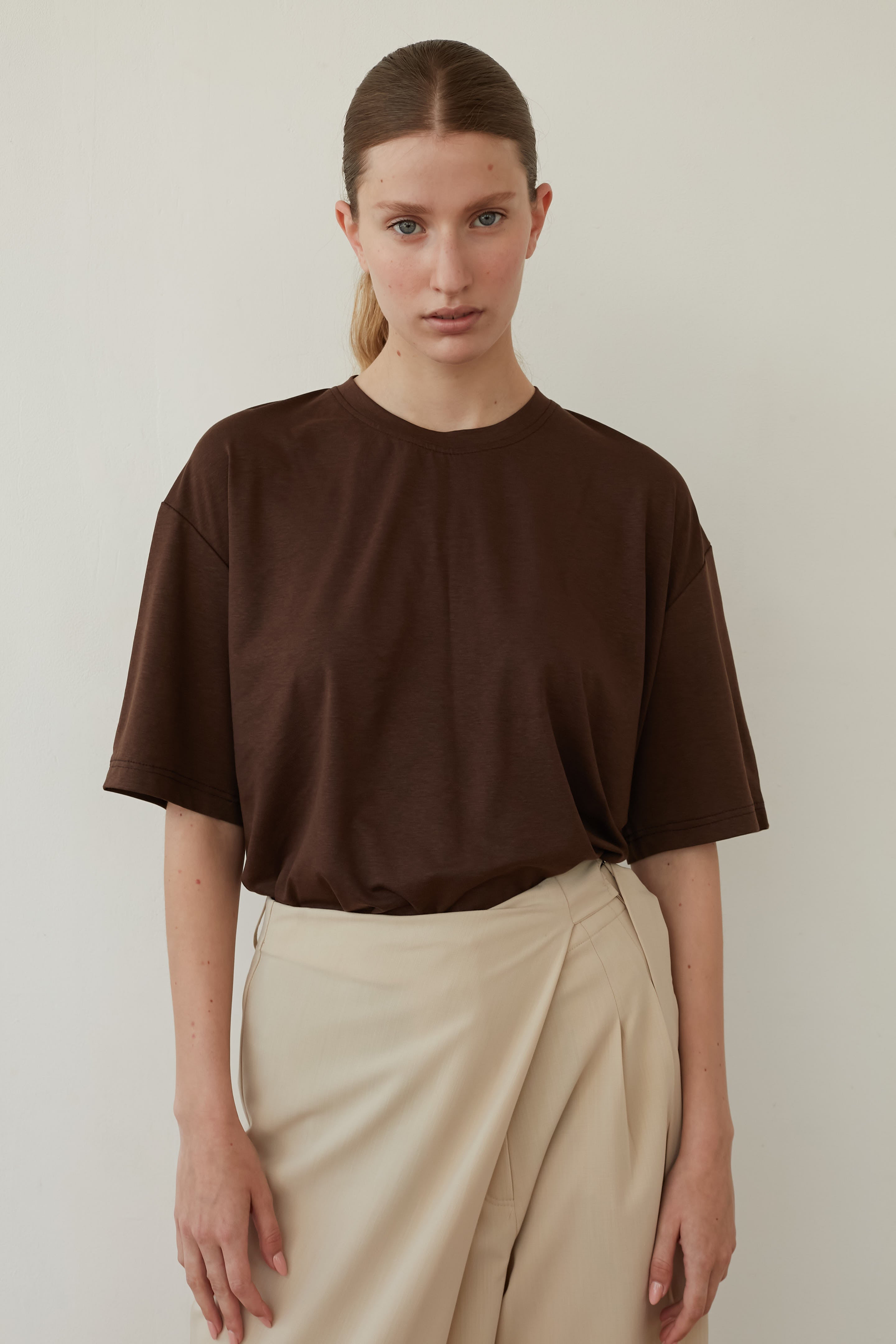 oversize t shirt chocolate