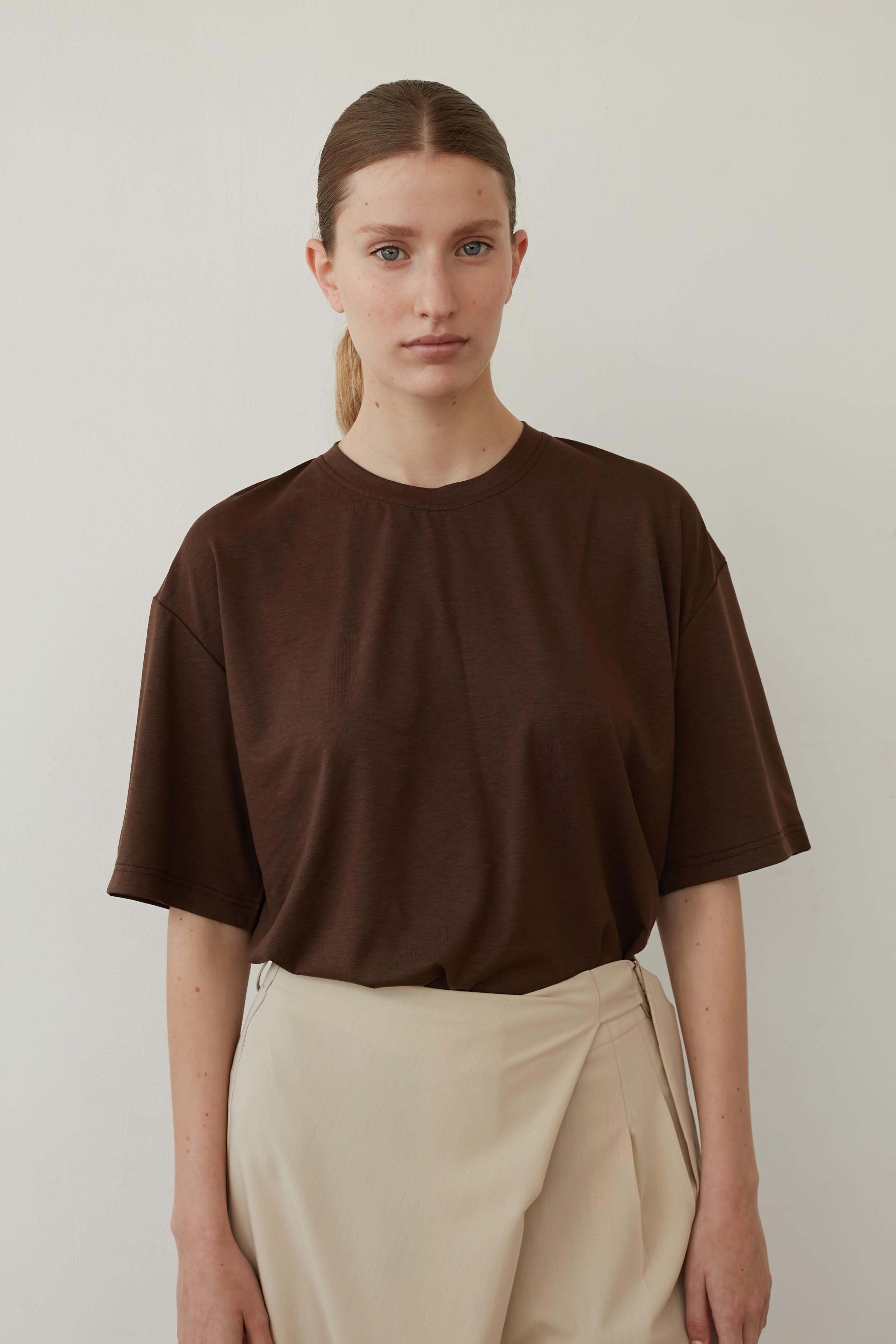 oversize t shirt chocolate