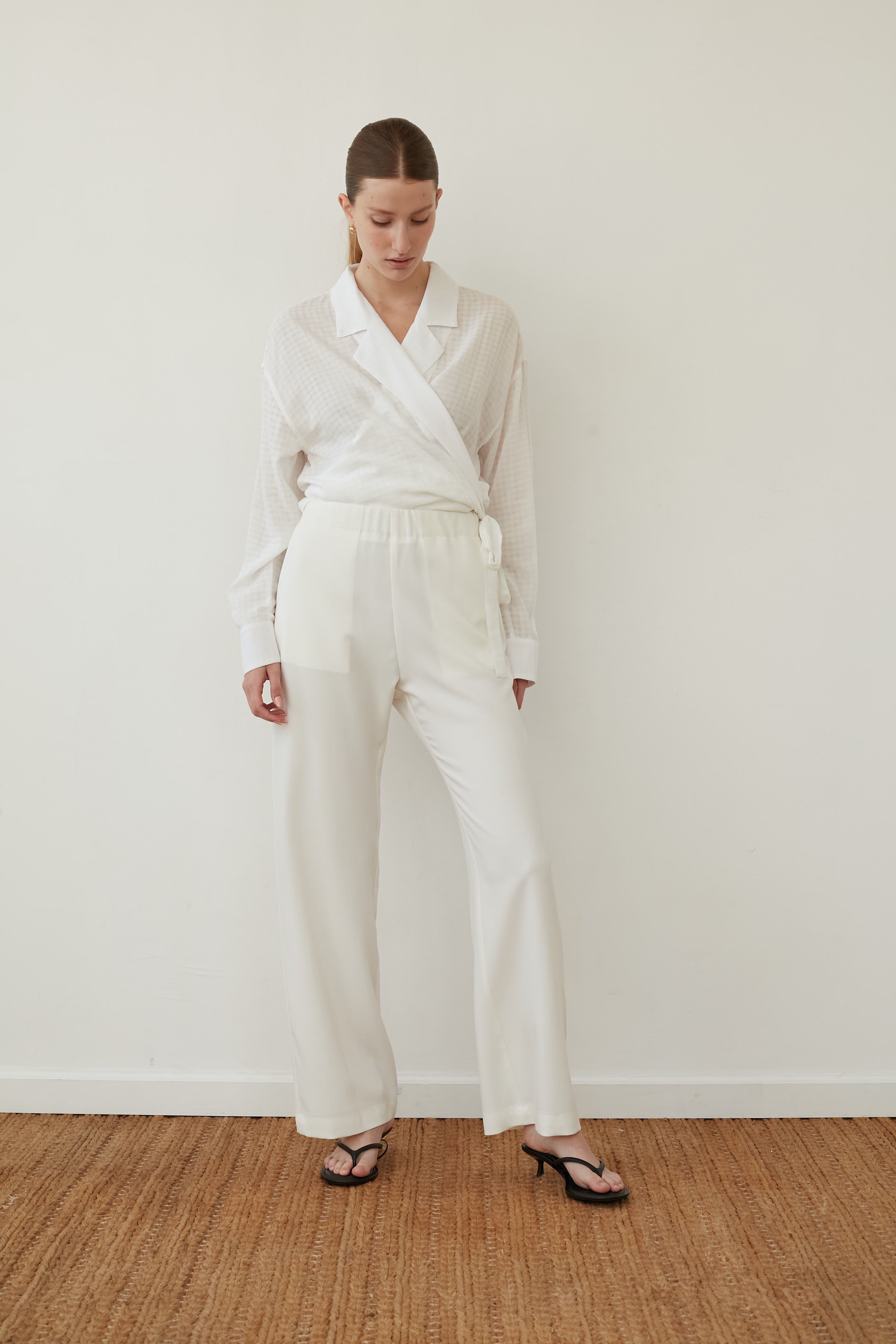 ain pants white