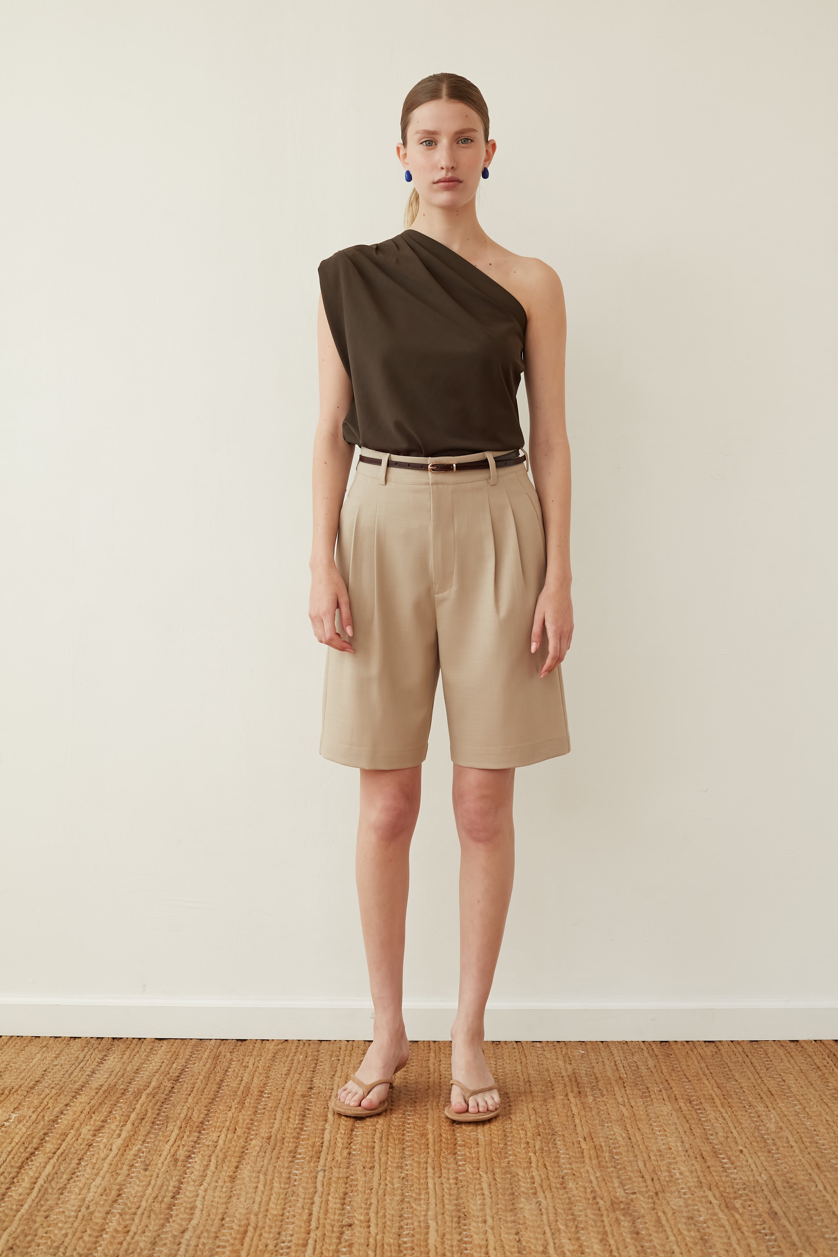 T ONE shoulder chocolate