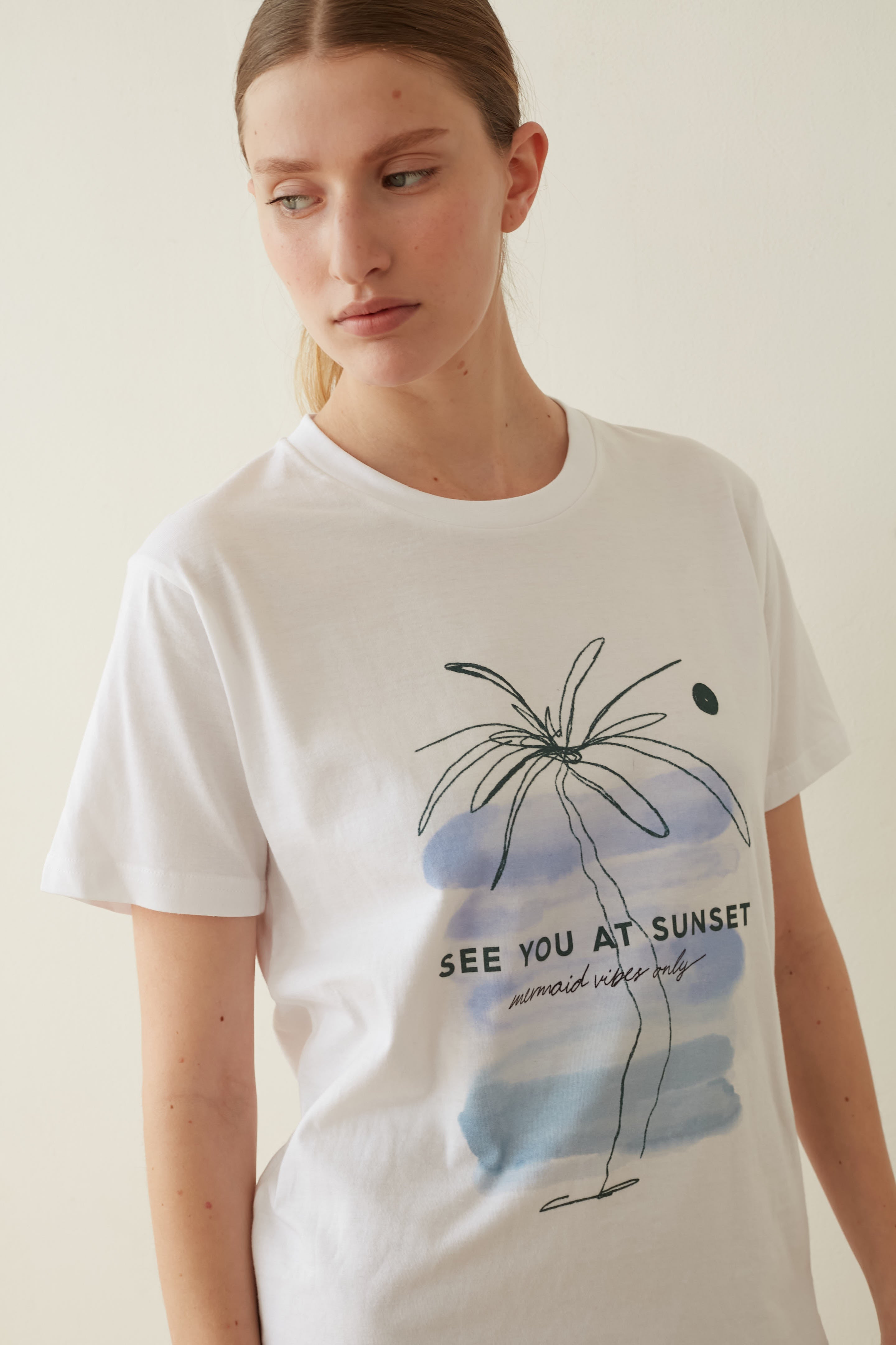 printed t shirt palm white