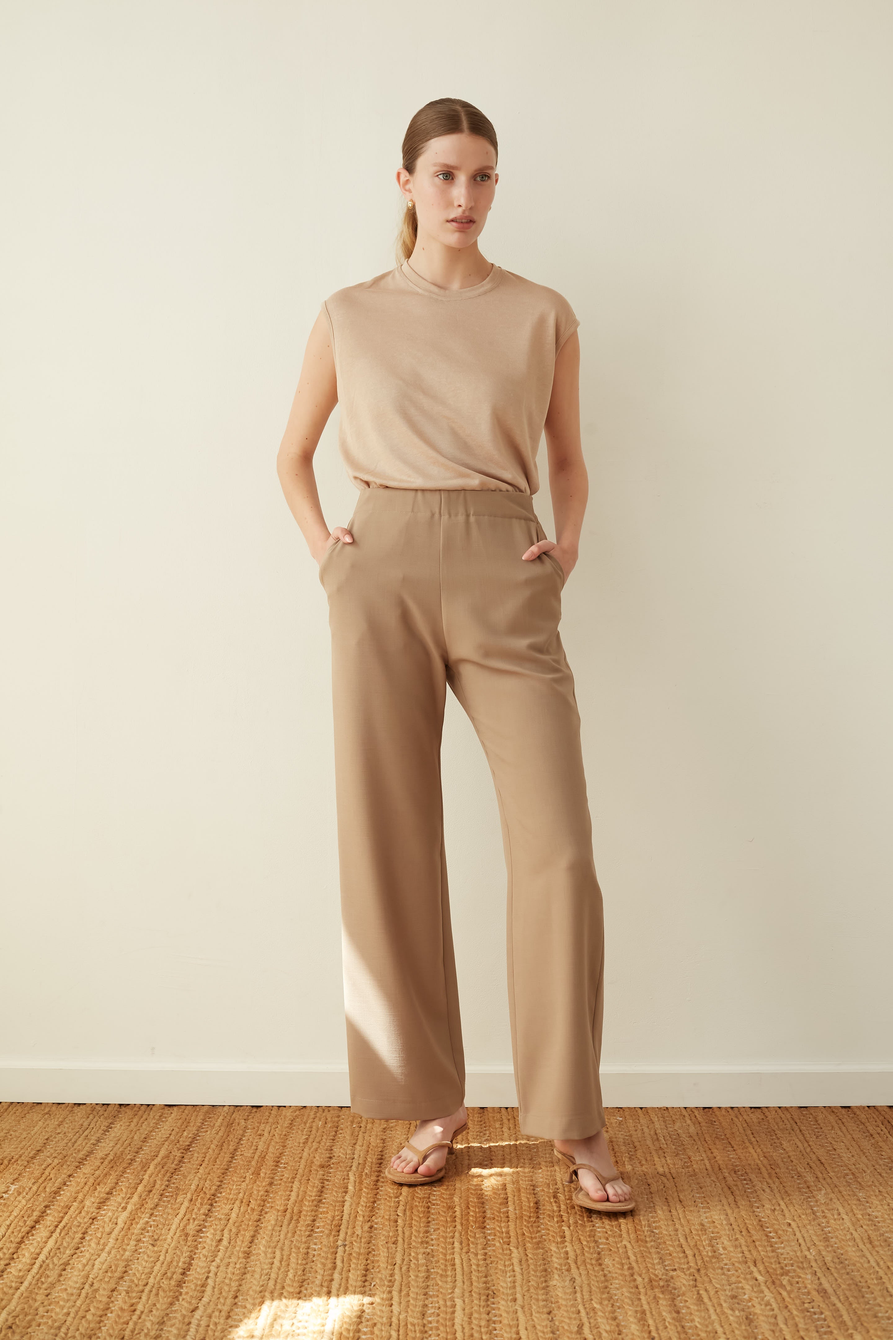 Peeps top beige