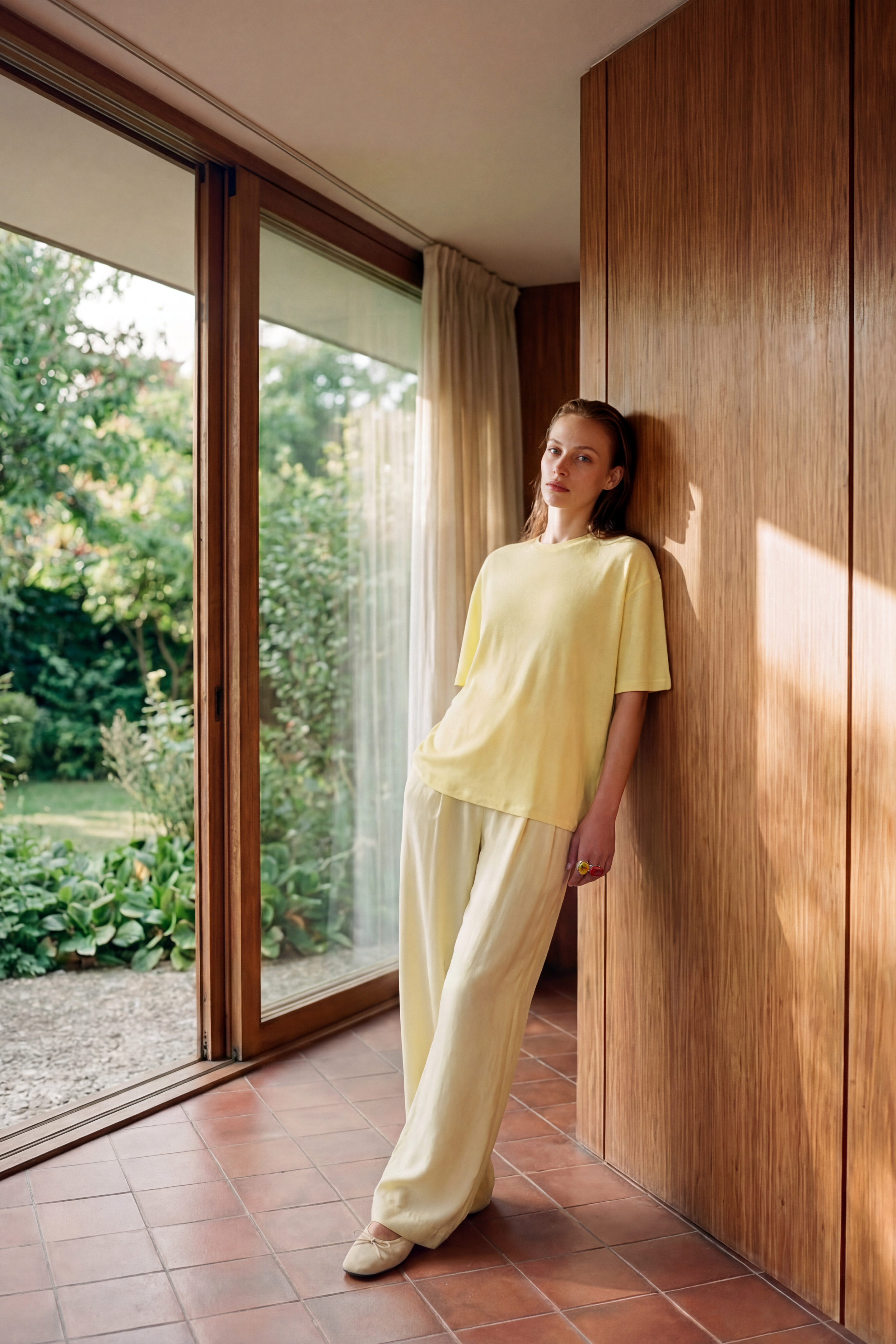 oversize t shirt yellow