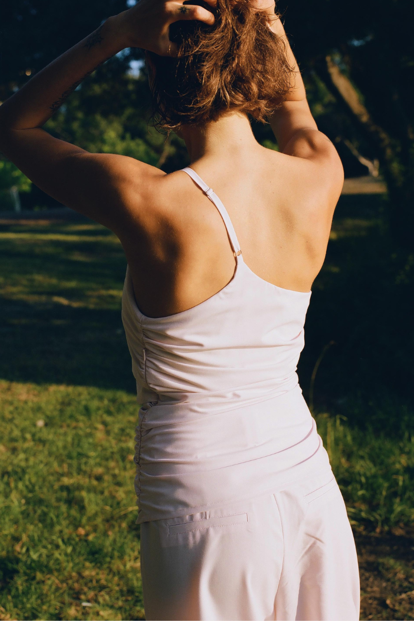 B ONE shoulder pink