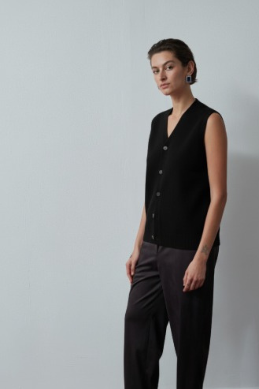 Knitted vest Black