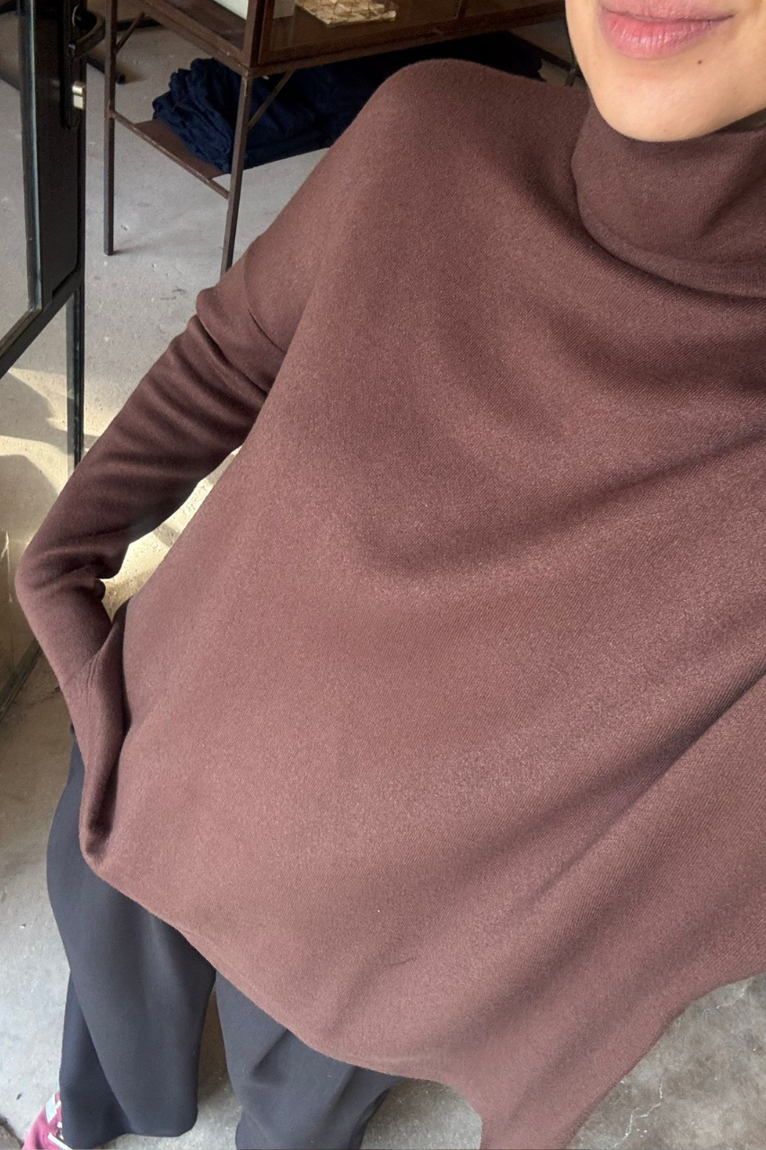 Cozy turtleneck top coffee