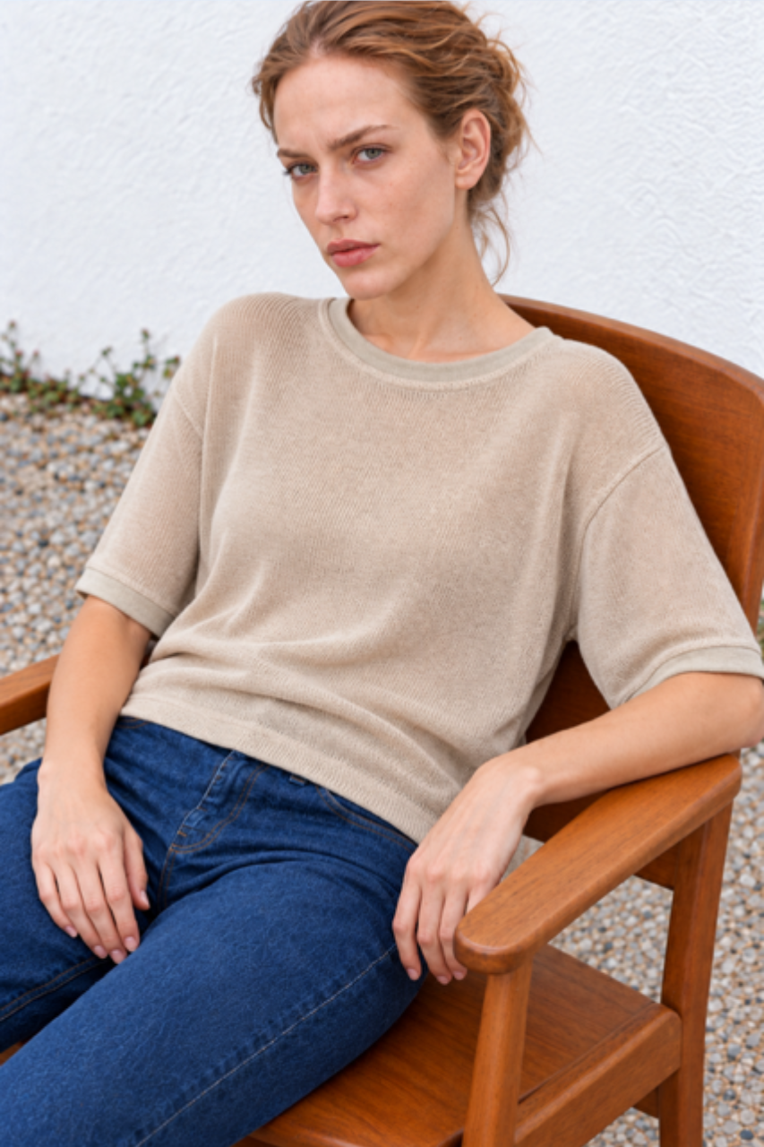 knit t shirt sand