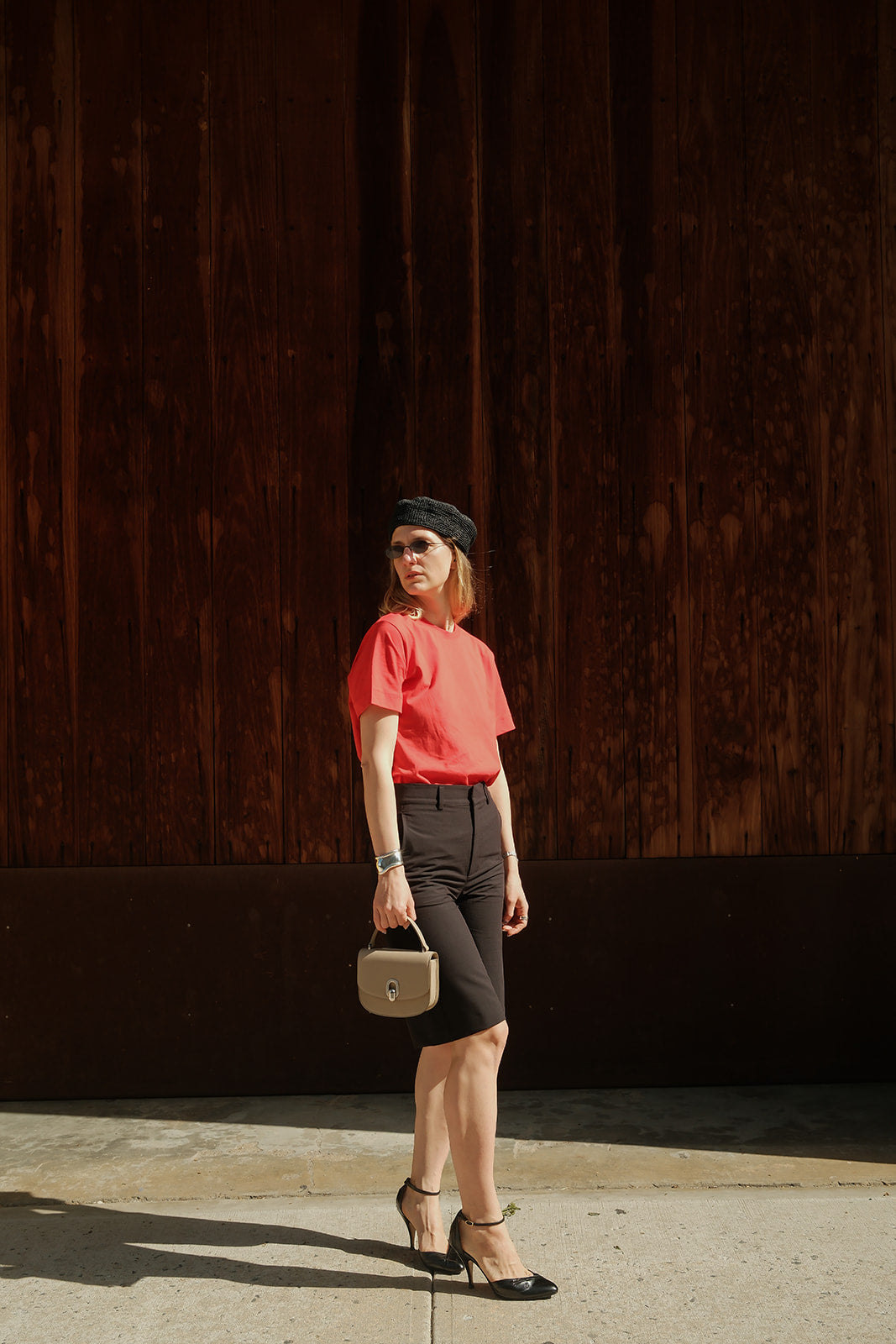 Mid Rise Bermuda Black