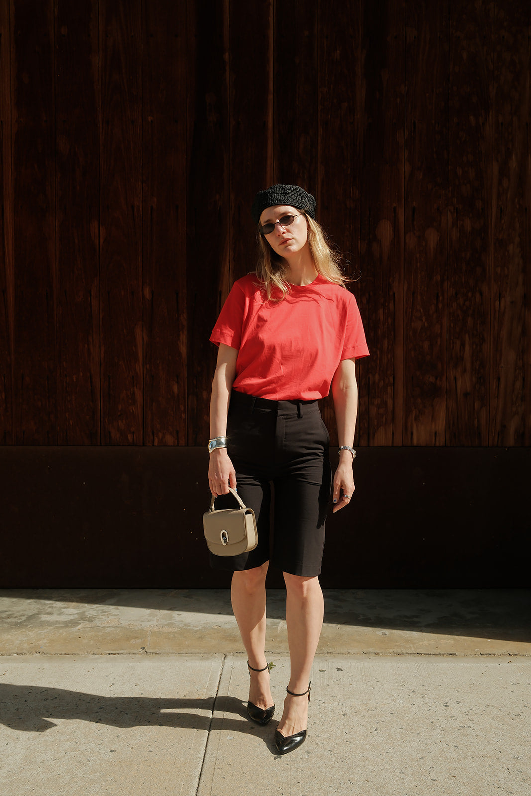 Mid Rise Bermuda Black
