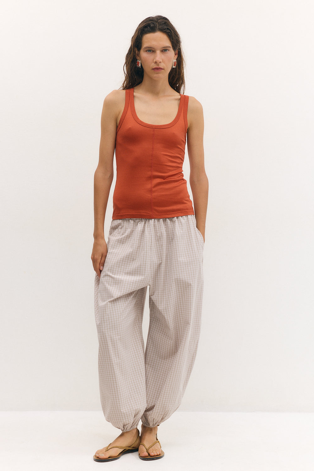 Flatlock tank top tomato