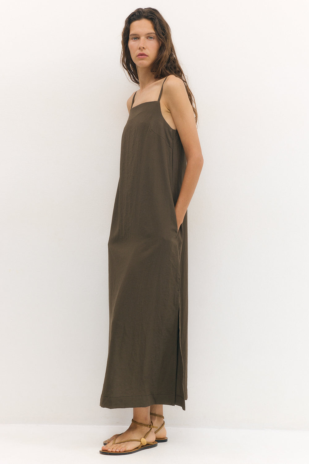 Everyday dress chocolate