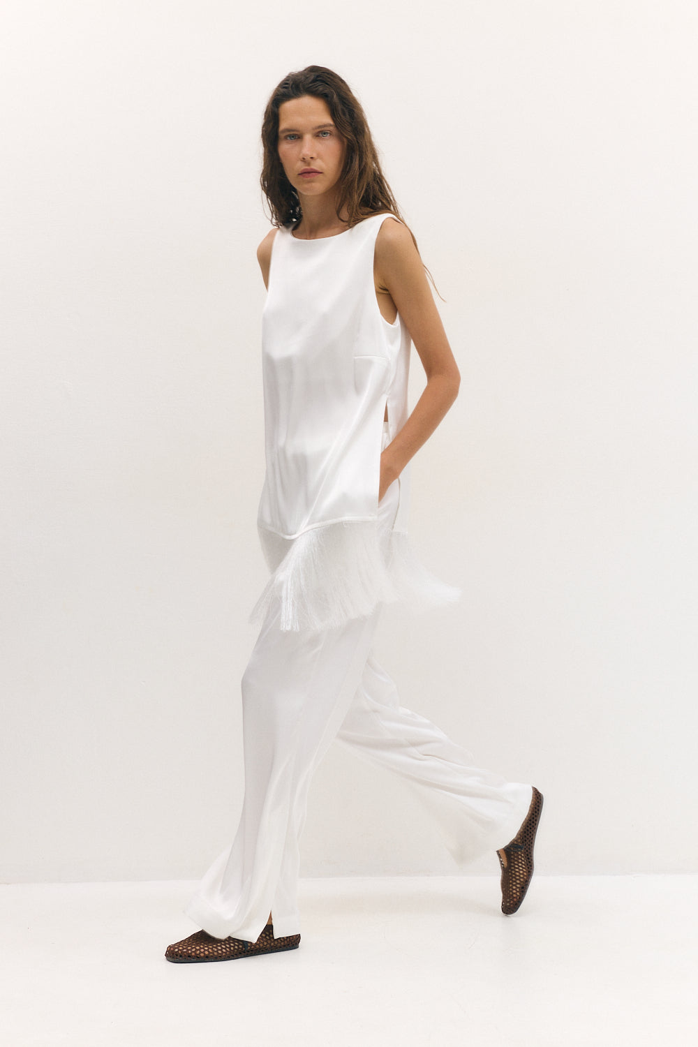 at ease Satin pants white