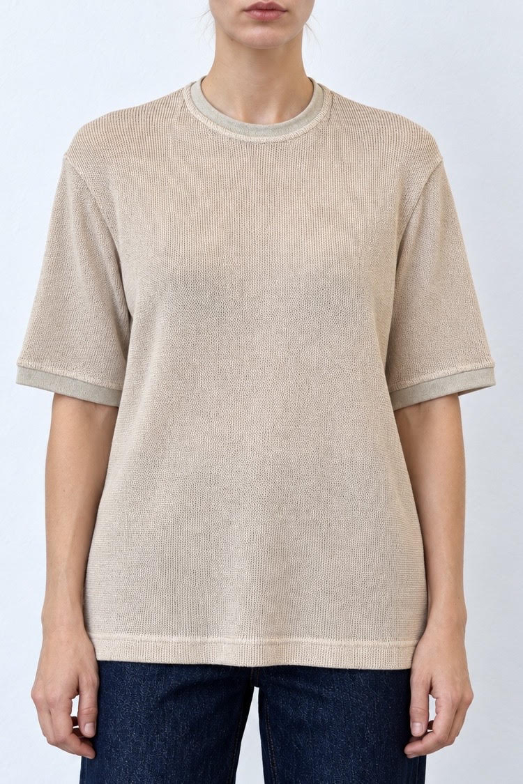 knit t shirt sand
